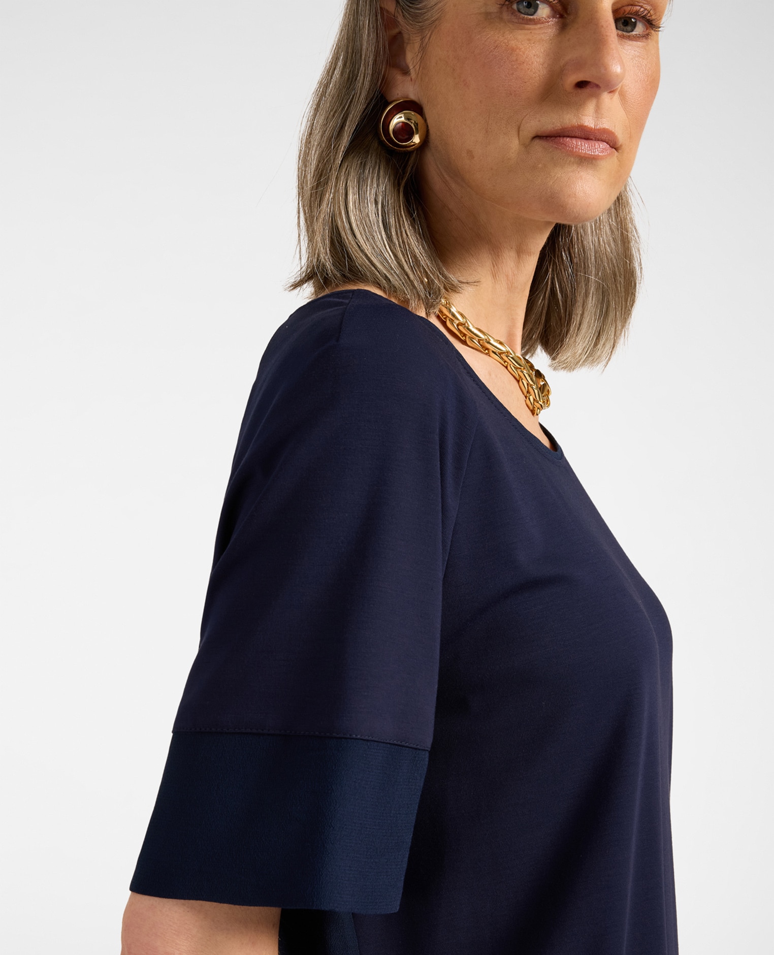 Camiseta de mujer con botones en la espalda mangas cortas de corte raglan con borde de canalé - Elena Miró - Azul Azul-4