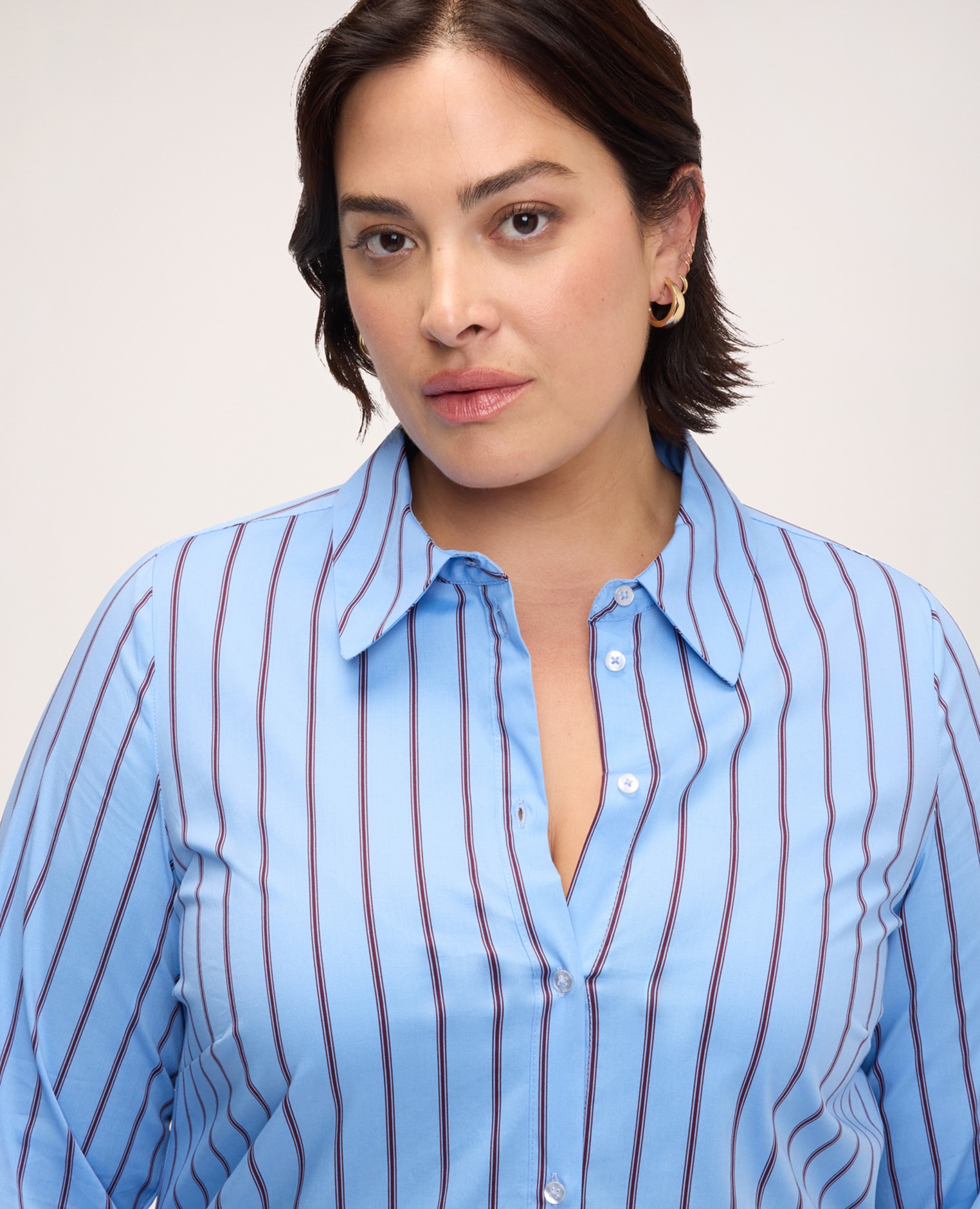 Camisa de mujer de rayas en algodón elástico tejido de popelín para una sensación agradable sobre la piel - Fiorella Rubino - Azul claro Azul claro-4