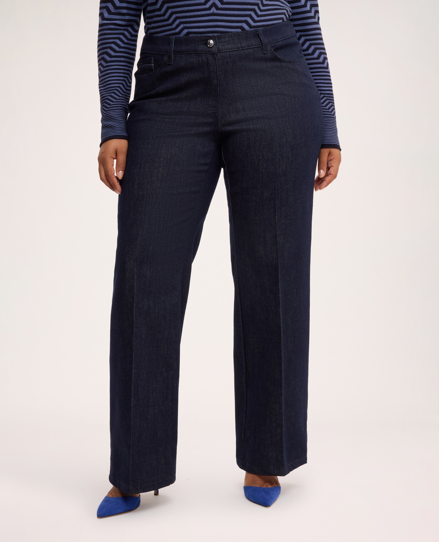 Jeans de mujer straight lavado rinse cierre con botón y cremallera delante elástico en la cintura detrás - Fiorella Rubino - Azul Azul-3