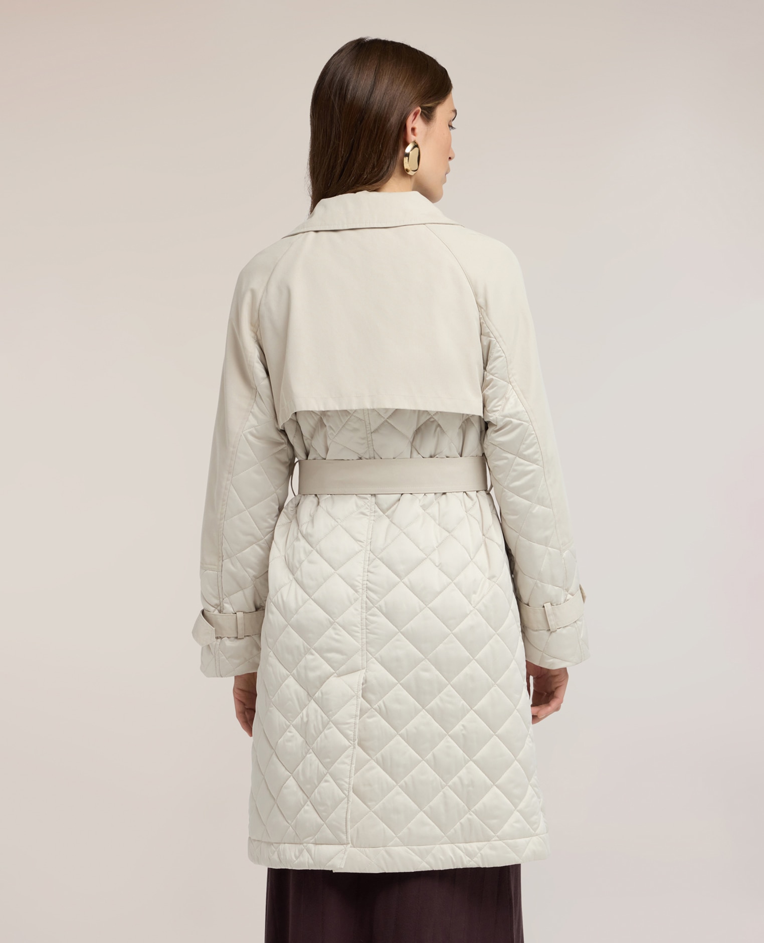 Trench de mujer coat acolchado con rombos cierre cruzado con cuello de solapa y botones cinturón en la cintura en 100% poliéster. - Motivi - Gris Gris-2