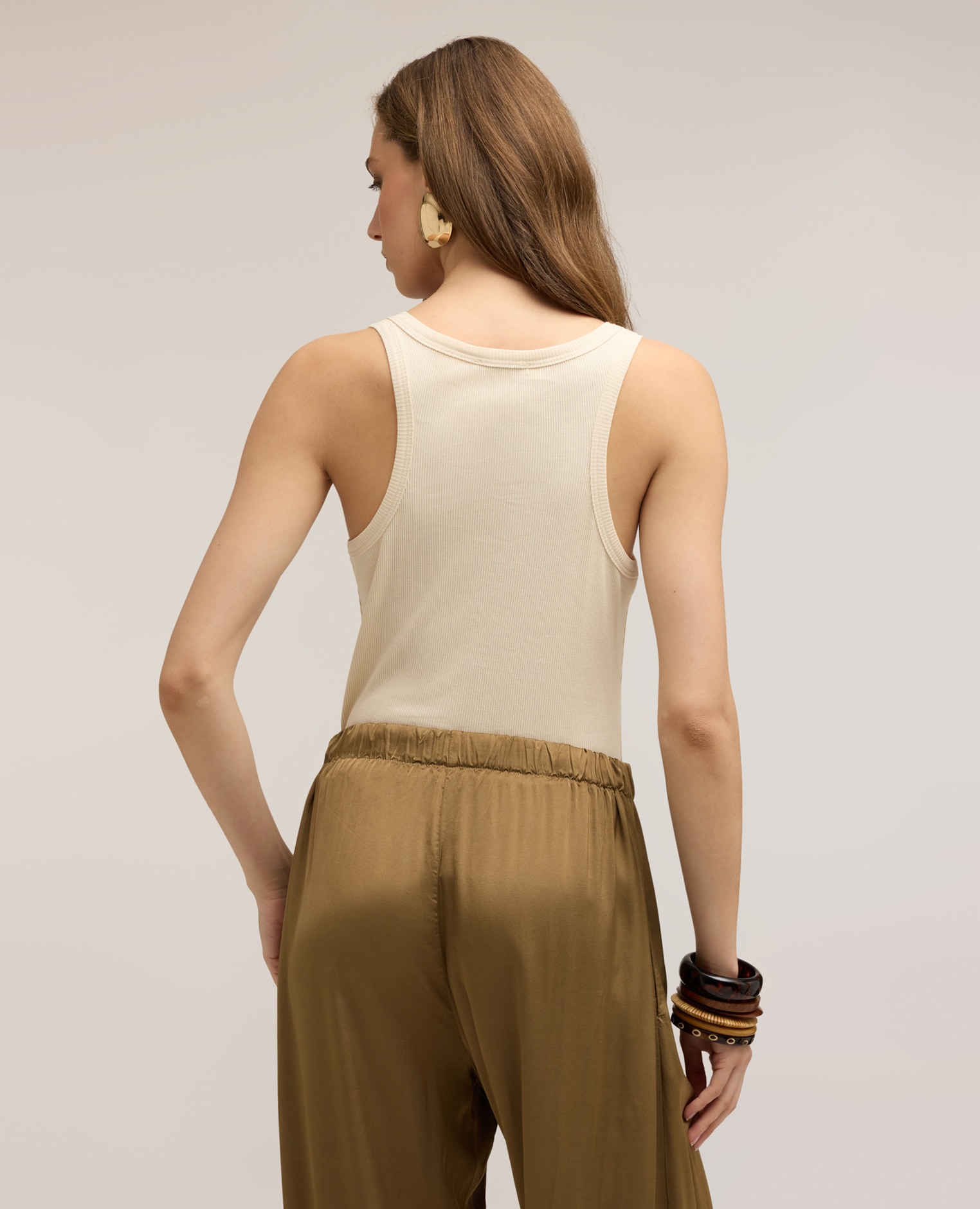 Top de mujer de punto acanalado con strass ajuste entallado con escote redondo - Motivi - Beige Beige-2