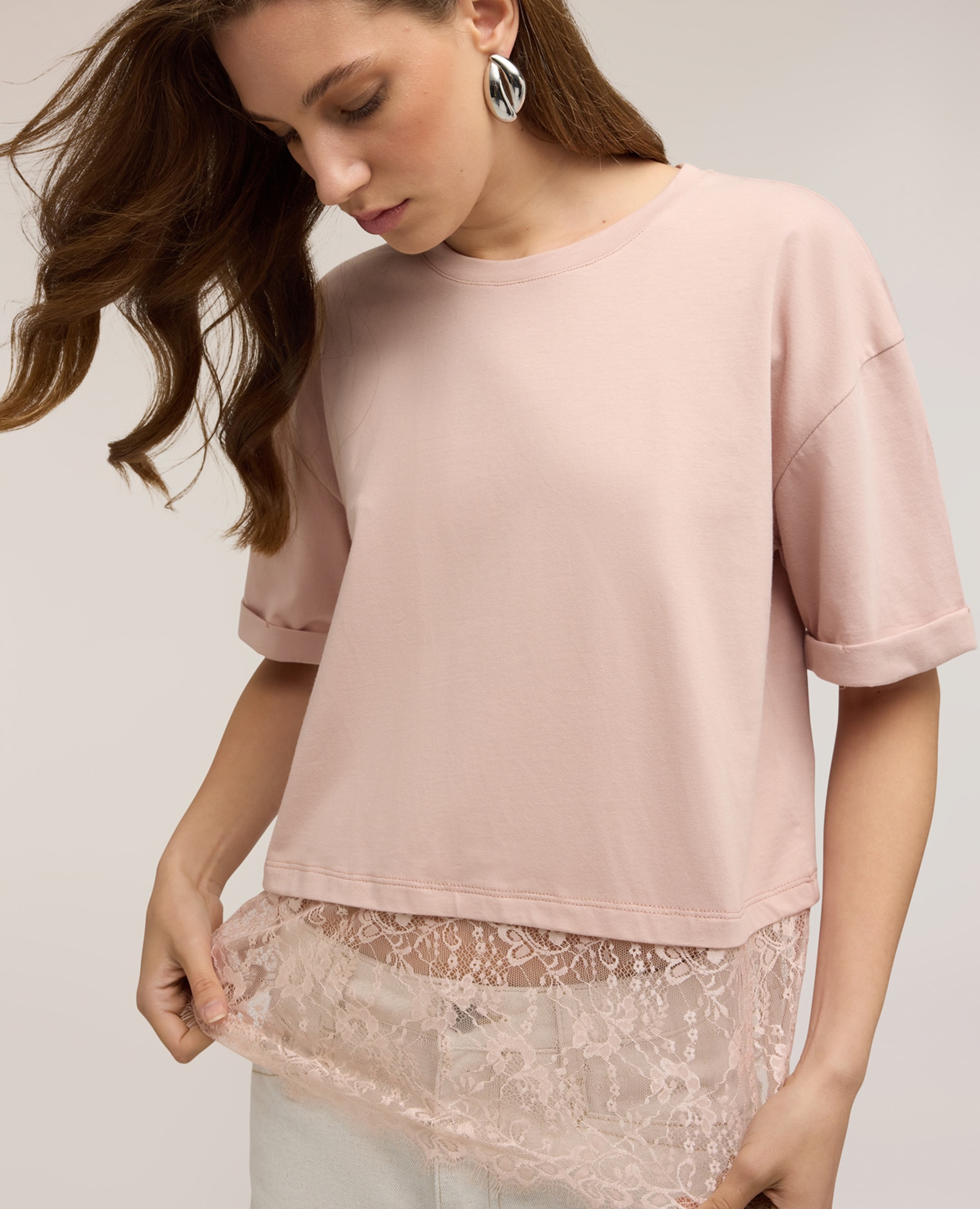 Camiseta de mujer con inserto de encaje ajuste oversize con cuello redondo - Motivi - Rosa Rosa-4