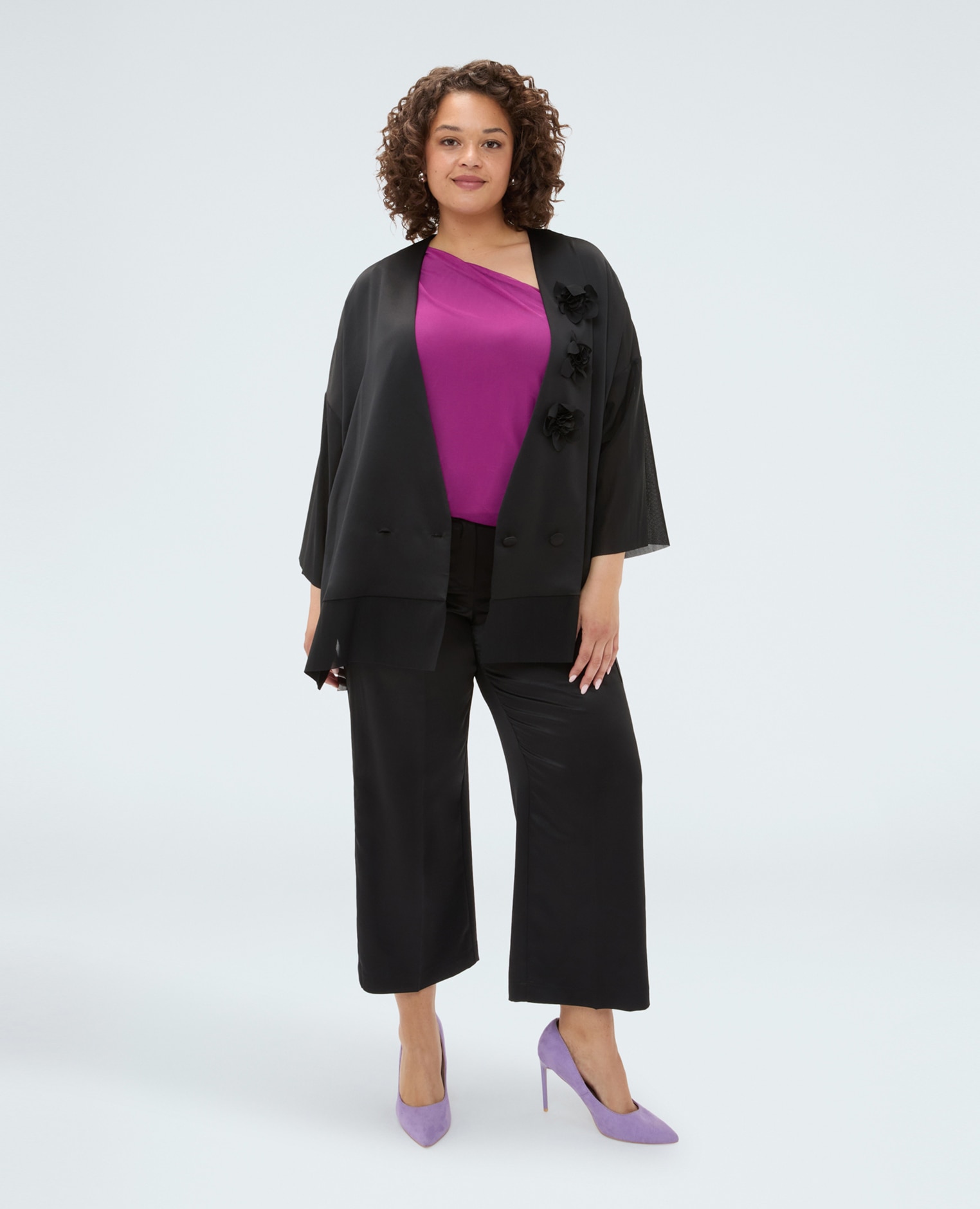Pantalones de mujer cropped de raso cierre con botón y cremallera bolsillos clásicos - Fiorella Rubino - Negro Negro-1