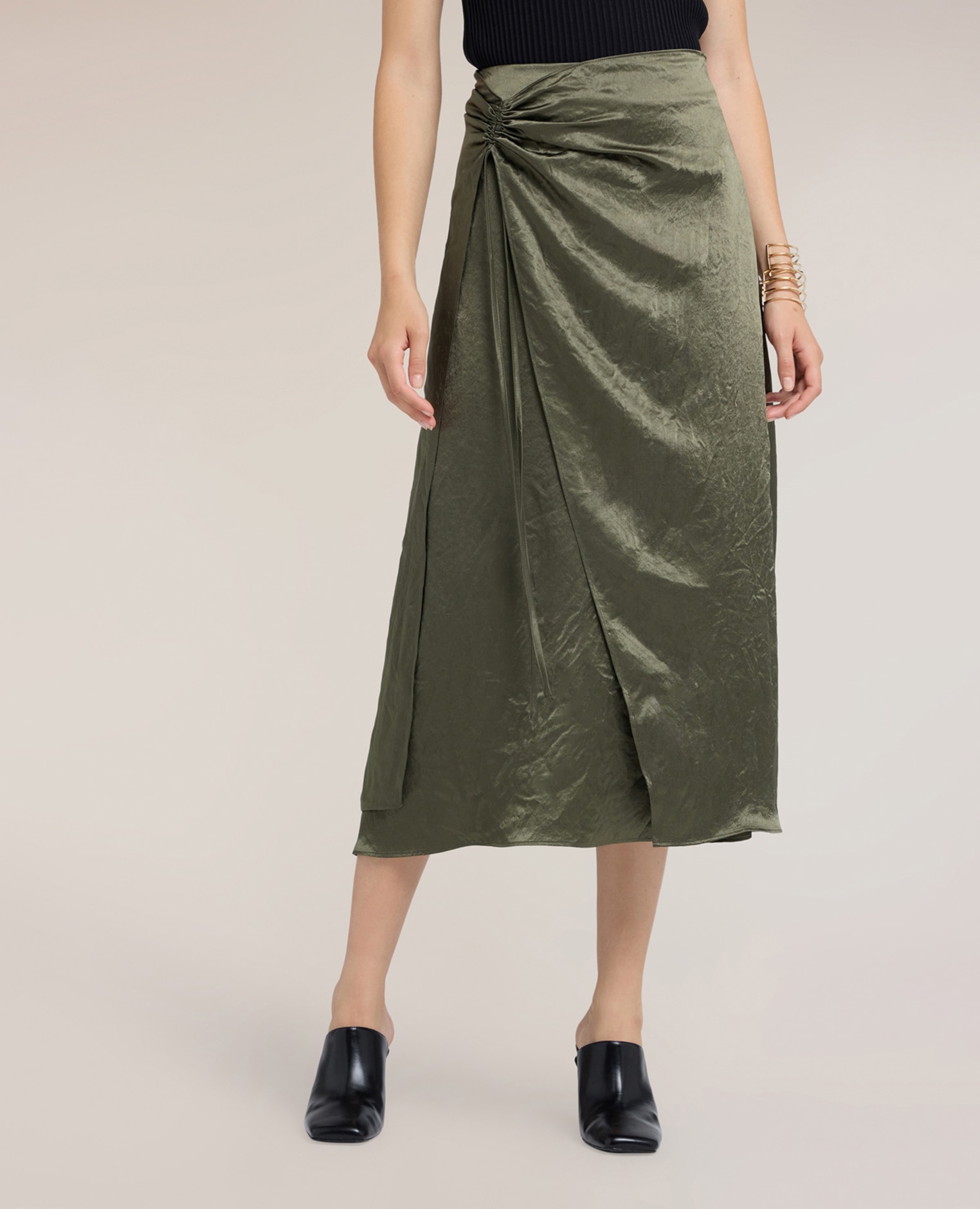Falda de raso con drapeado cierre con cremallera - Motivi - Verde militar Verde militar-3