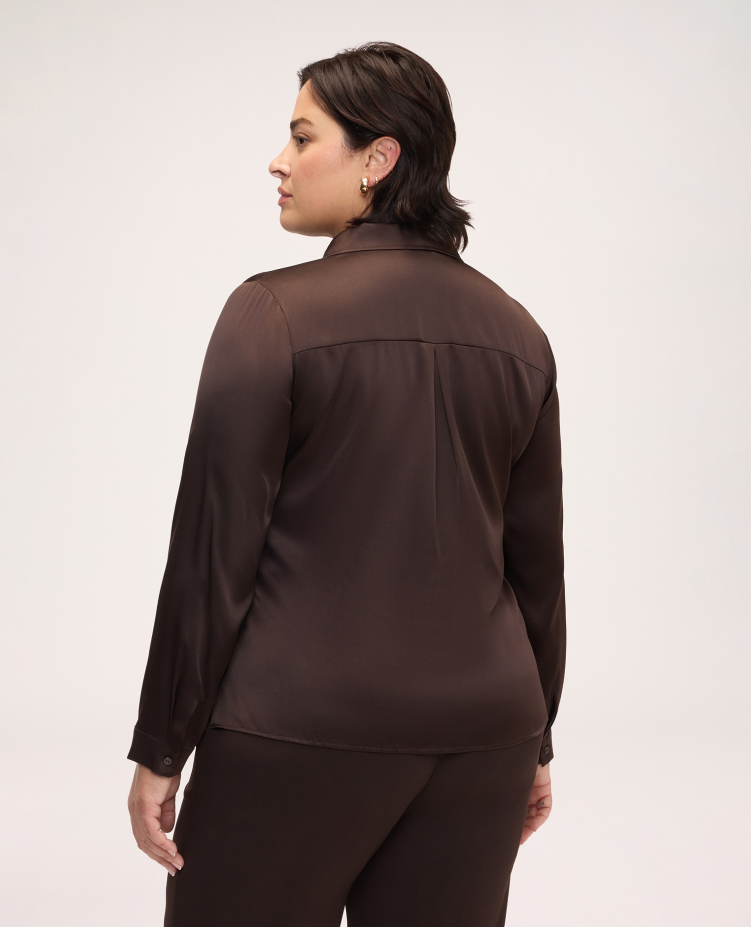Camisa de mujer de seda elástica con cuello clásico para una sensación suave y agradable sobre la piel - Fiorella Rubino - Marrón Marrón-2