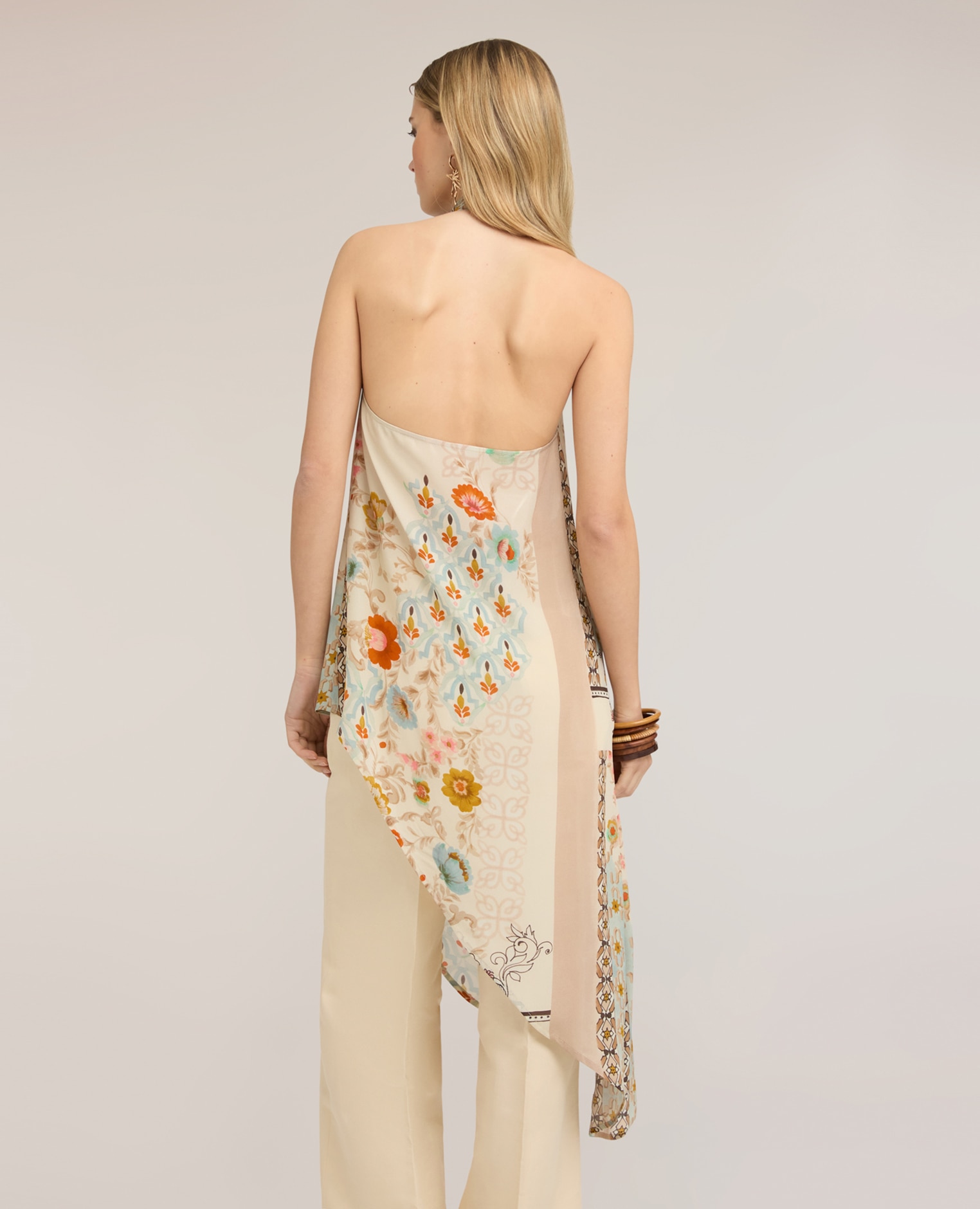 Top de mujer asimétrico con estampado floral espalda descubierta ajuste regular - Motivi - Beige Beige-2