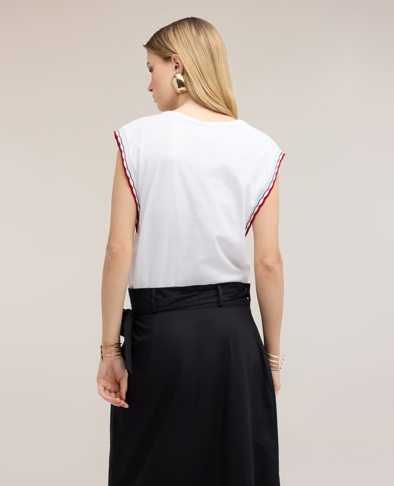 Top de mujer de punto con bordes de colores ajuste regular con bordes en la sisa - Motivi - Blanco Blanco-2