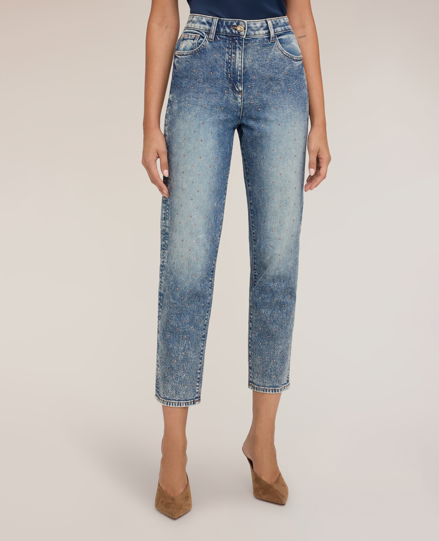 Jeans de mujer regular mum fit con strass talle alto con cierre de botón y cremallera - Motivi - Azul claro Azul claro-3