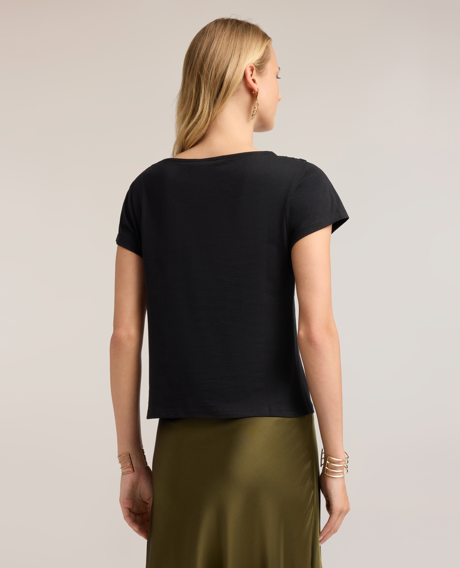 Imagen 2 de Camiseta de mujer con cuello barco bordado ajuste regular - Motivi - Negro Negro