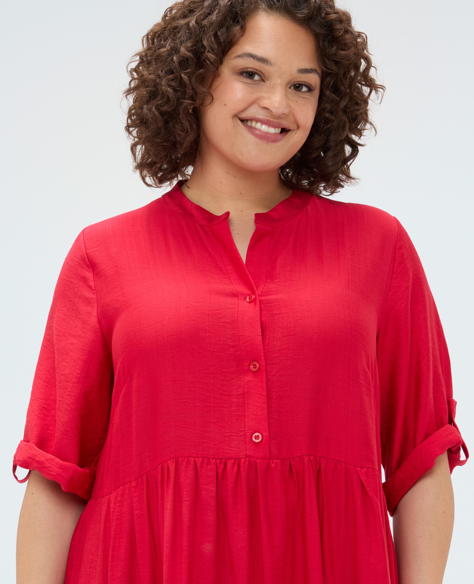 Vestido camisero power en mezcla de viscosa mangas con detalle fruncido ajustable estructura de volantes en la falda - Fiorella Rubino - Rojo Rojo-4