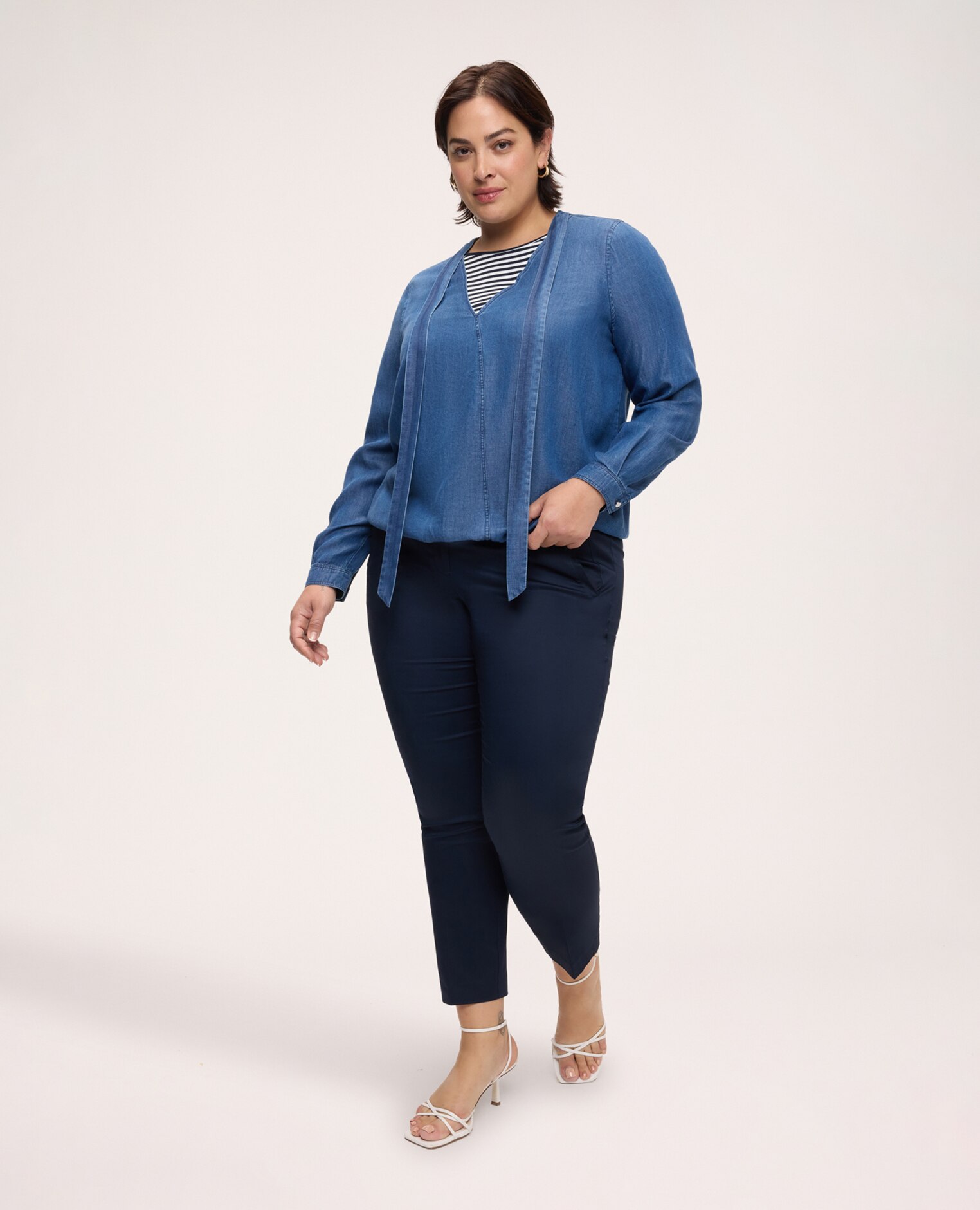 Blusa de mujer de tencel con lazo tejido fresco y ligero sobre la piel - Fiorella Rubino - Azul Azul-3