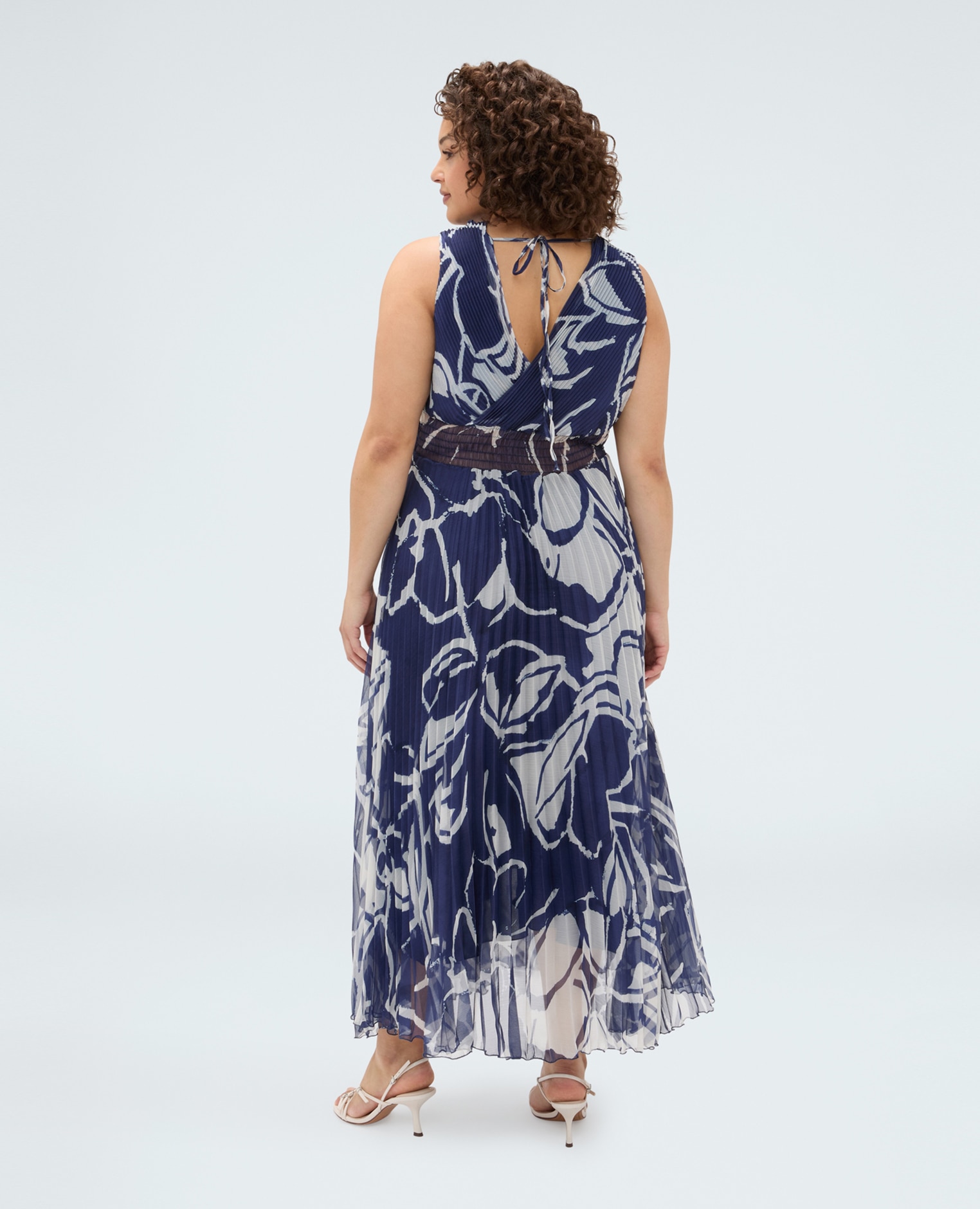 Vestido largo dream plisado con estampado floral tejido crepón plisado ligero - Fiorella Rubino - Azul Azul-2