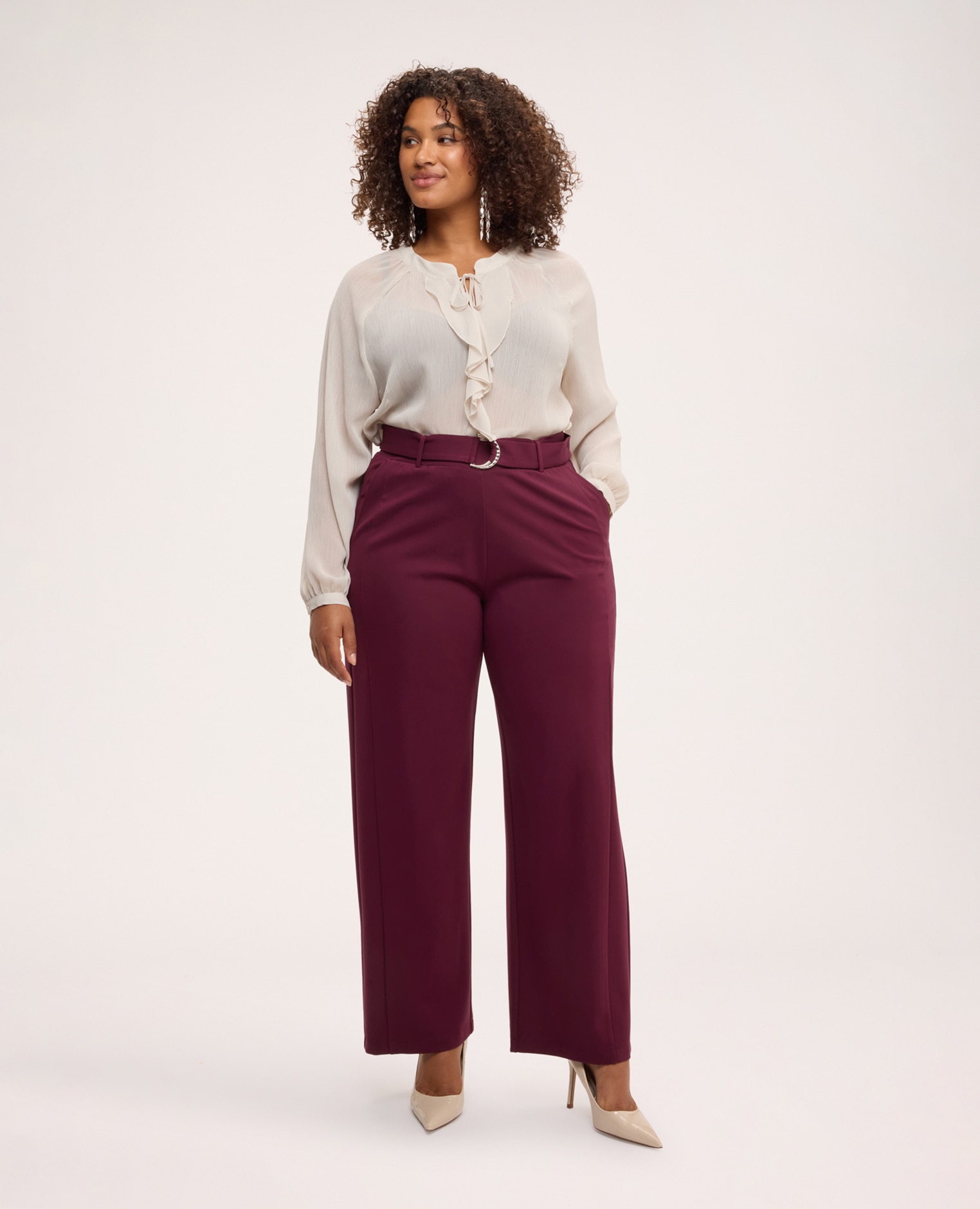Pantalones de mujer wide leg con cinturón de anilla cintura con banda elástica para el máximo confort - Fiorella Rubino - Burdeos Burdeos-1