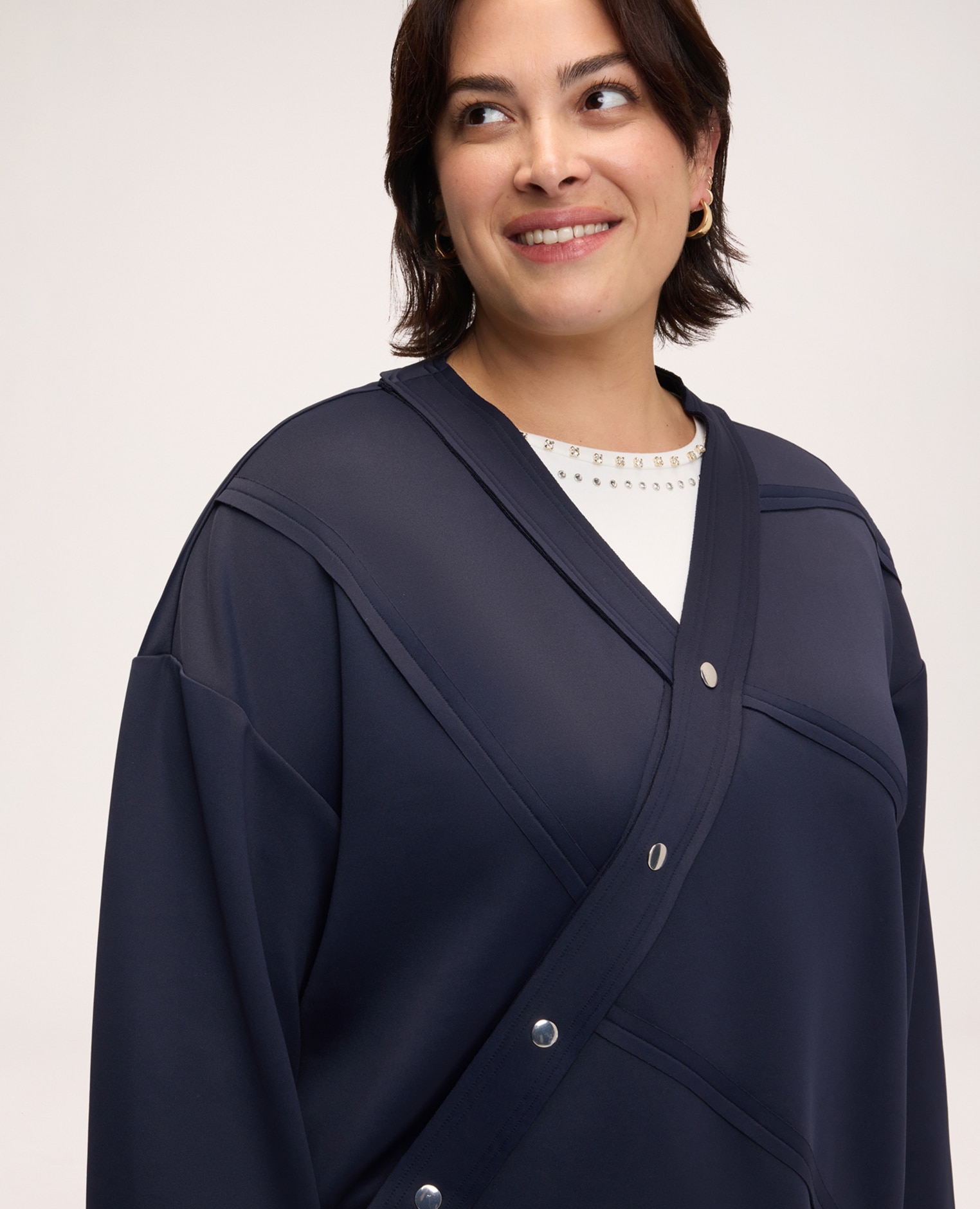 Sudadera de mujer con cierre asimétrico bandas decorativas en relieve con desarrollo diagonal - Fiorella Rubino - Azul Azul-4