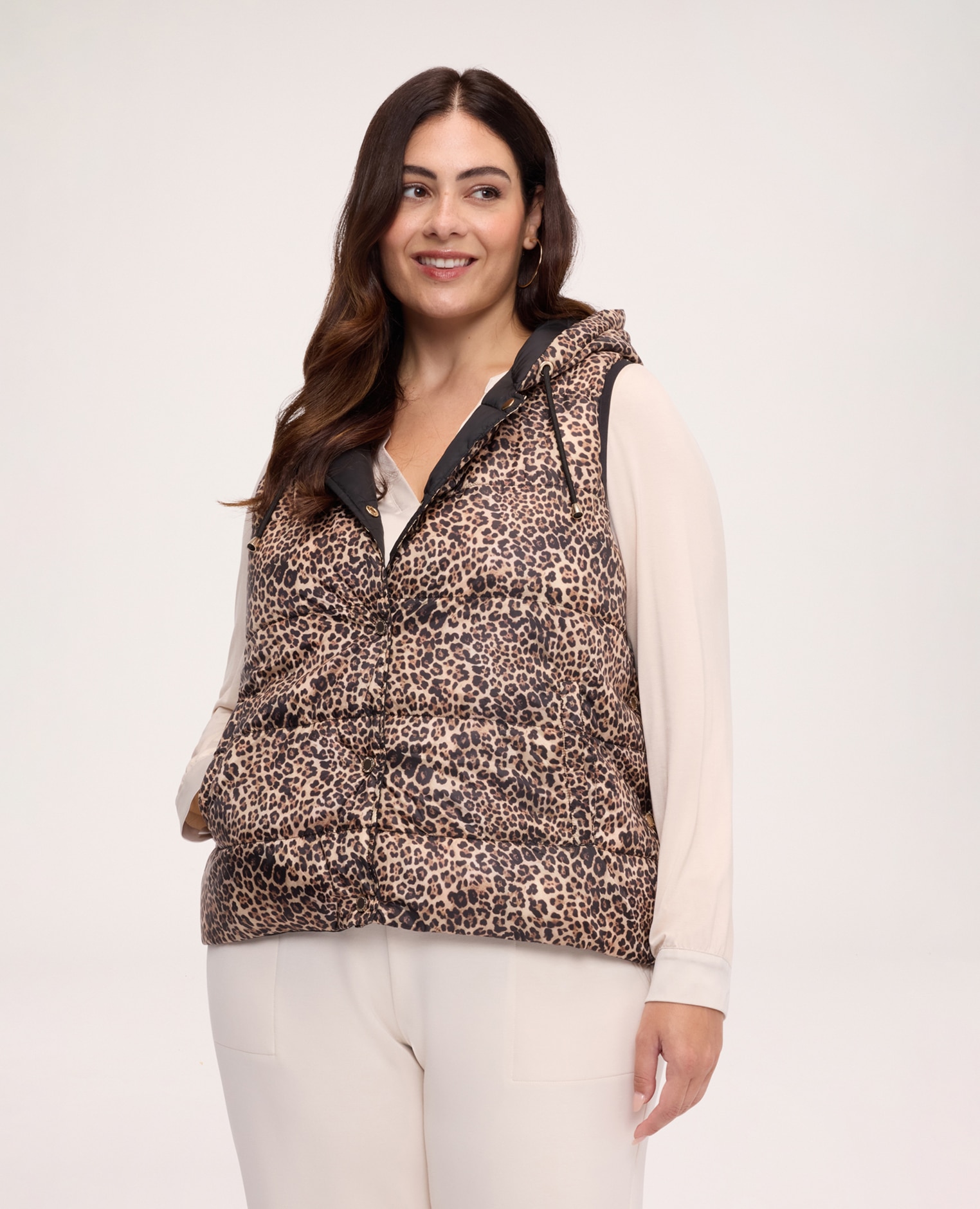 Imagen 0 de Chaleco de mujer acolchado reversible con estampado de leopardo cierre con botones de presión Beige