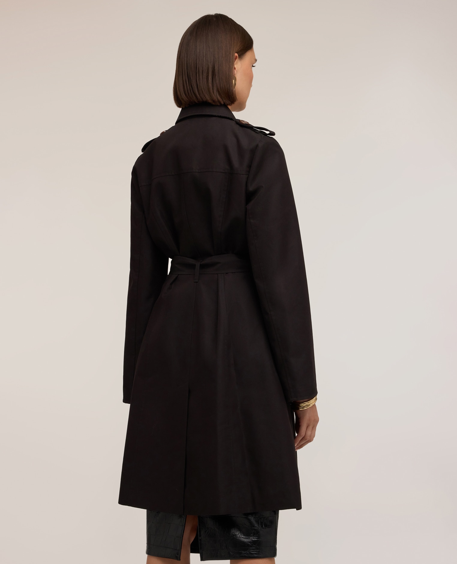 Trench de mujer con cinturón de doble botonadura mezcla de algodón ajuste regular cierre cruzado con botones a la vista - Motivi - Negro Negro-2