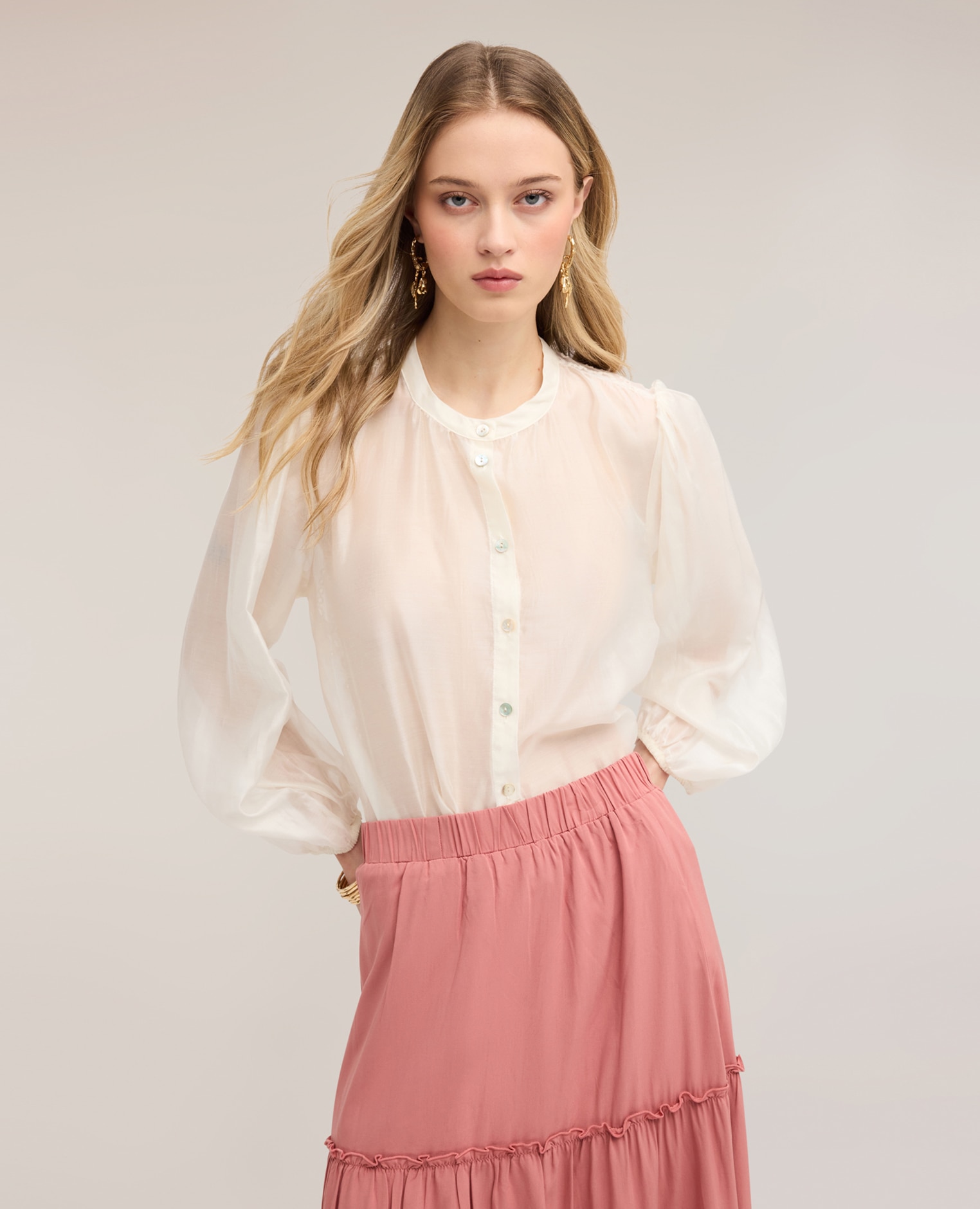 Camisa de mujer con encaje en la espalda ajuste regular con cierre frontal de botones - Motivi - Blanco Blanco-1