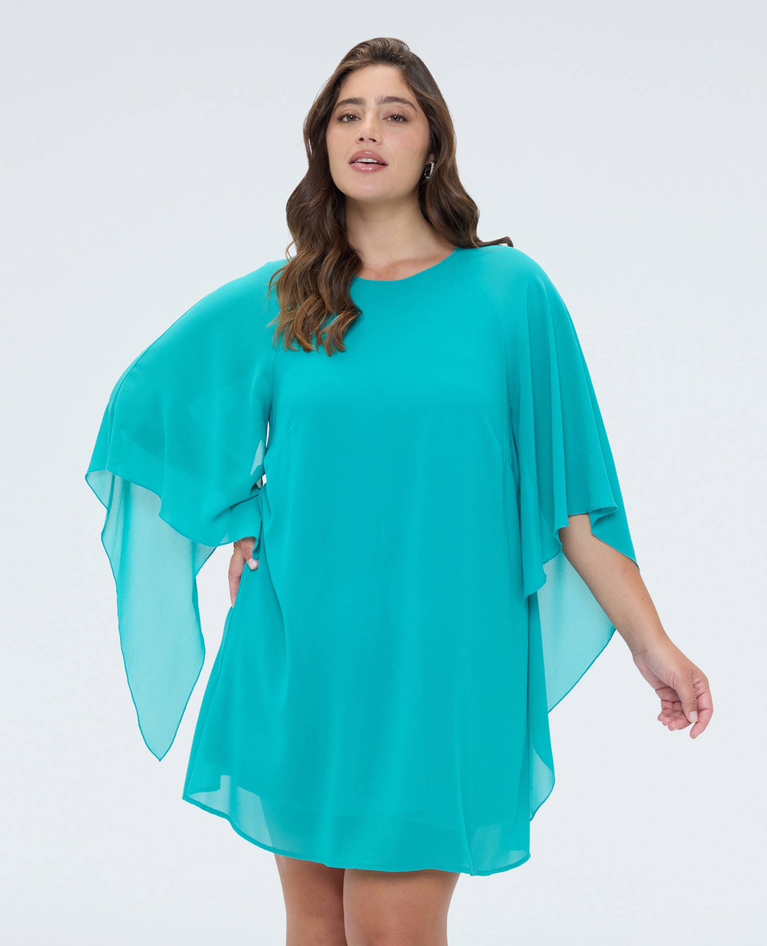 Vestido de georgette con maximangas kimono cuello redondo y abertura con gota en la espalda - Fiorella Rubino - Verde Agua Verde Agua-3