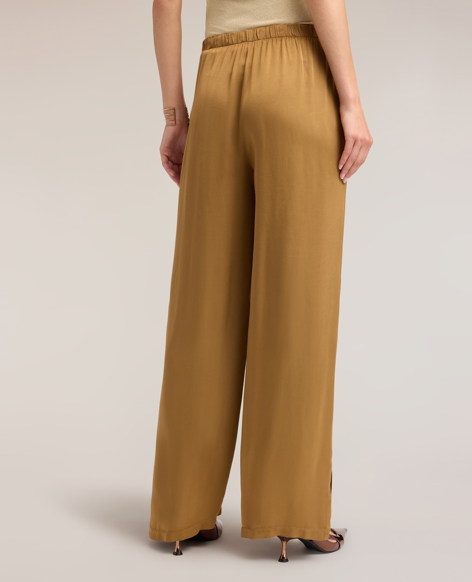 Pantalones de mujer palazzo en raso de viscosa ajuste ancho con banda elástica en la cintura - Motivi - Beige Beige-2