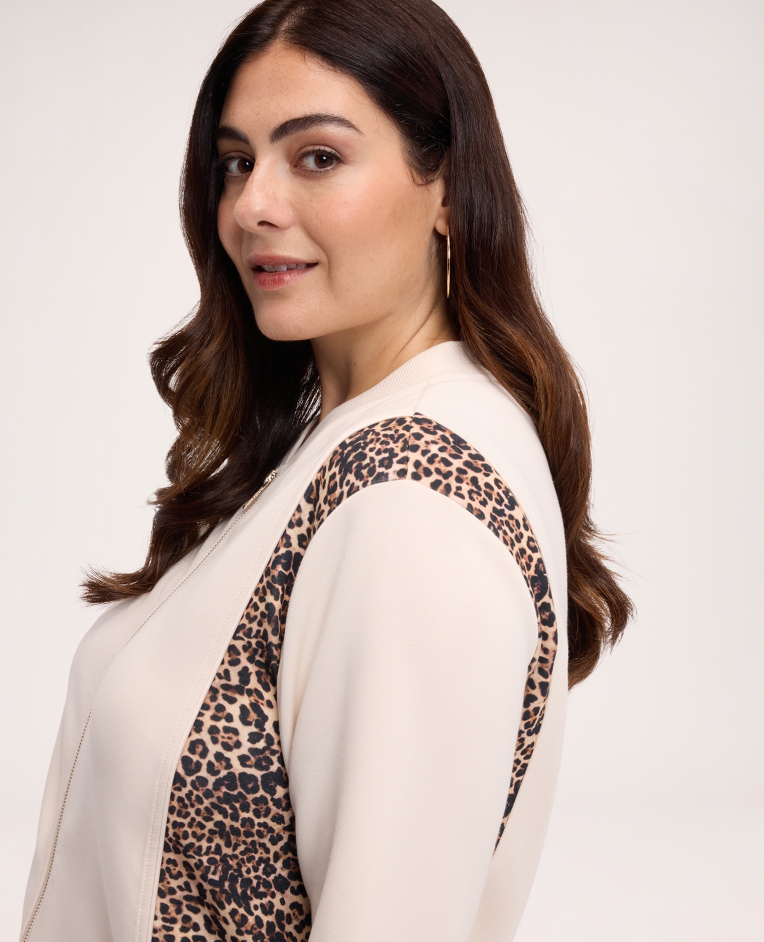 Sudadera de mujer abierta con detalles animal print detalles de estampado animal en los laterales en contraste y mangas largas - Fiorella Rubino - Beige Beige-4