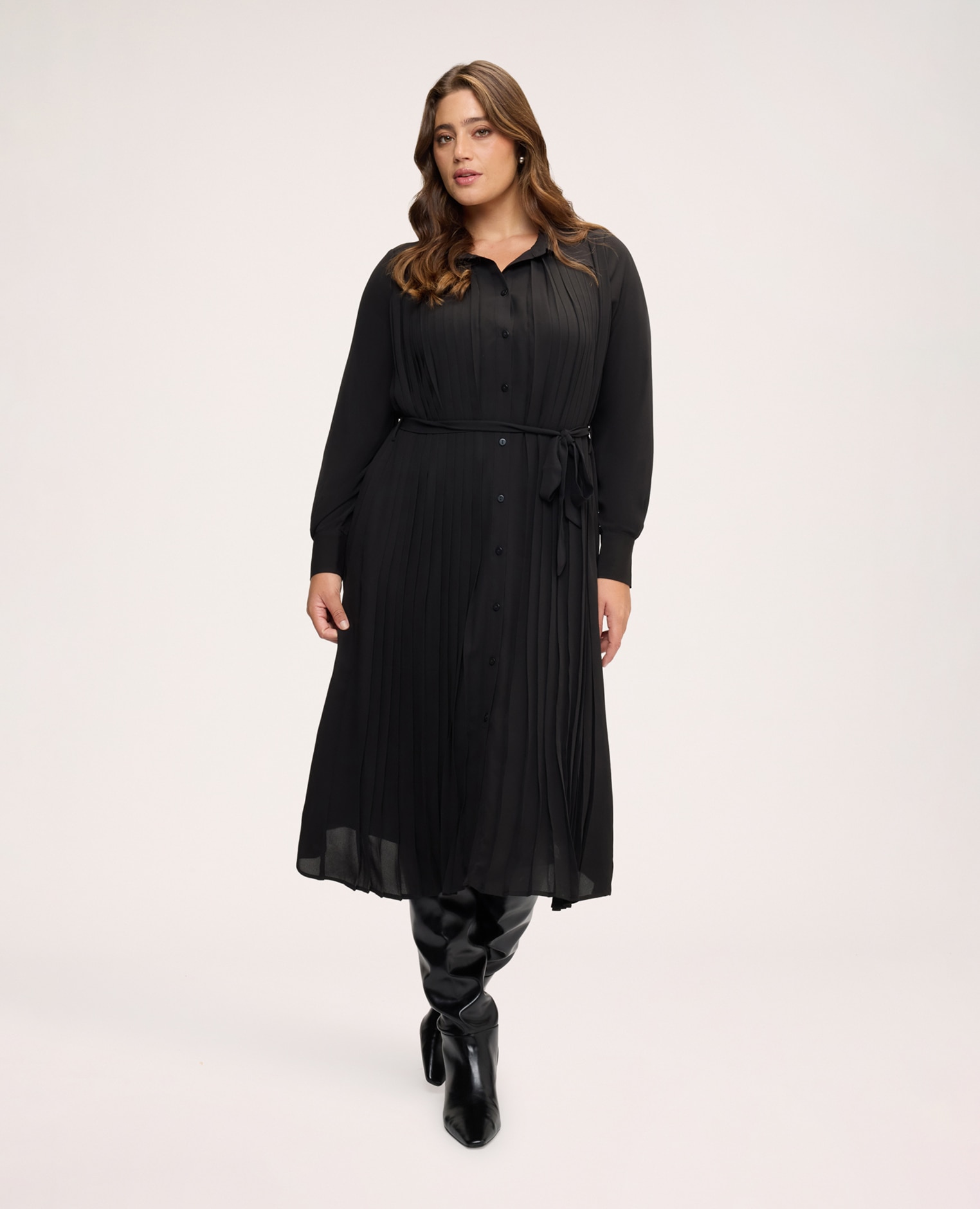 Vestido largo camisero plisado en georgette manga larga con puño - Fiorella Rubino - Negro Negro-3