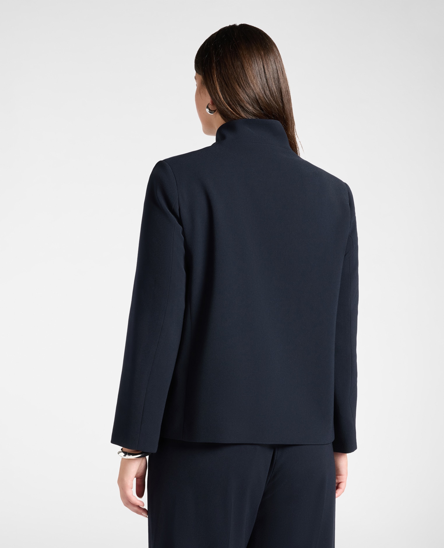 Imagen 2 de Chaqueta de mujer de crepé con botón joya ajuste boxy de longitud media - Elena Miró - Azul Azul