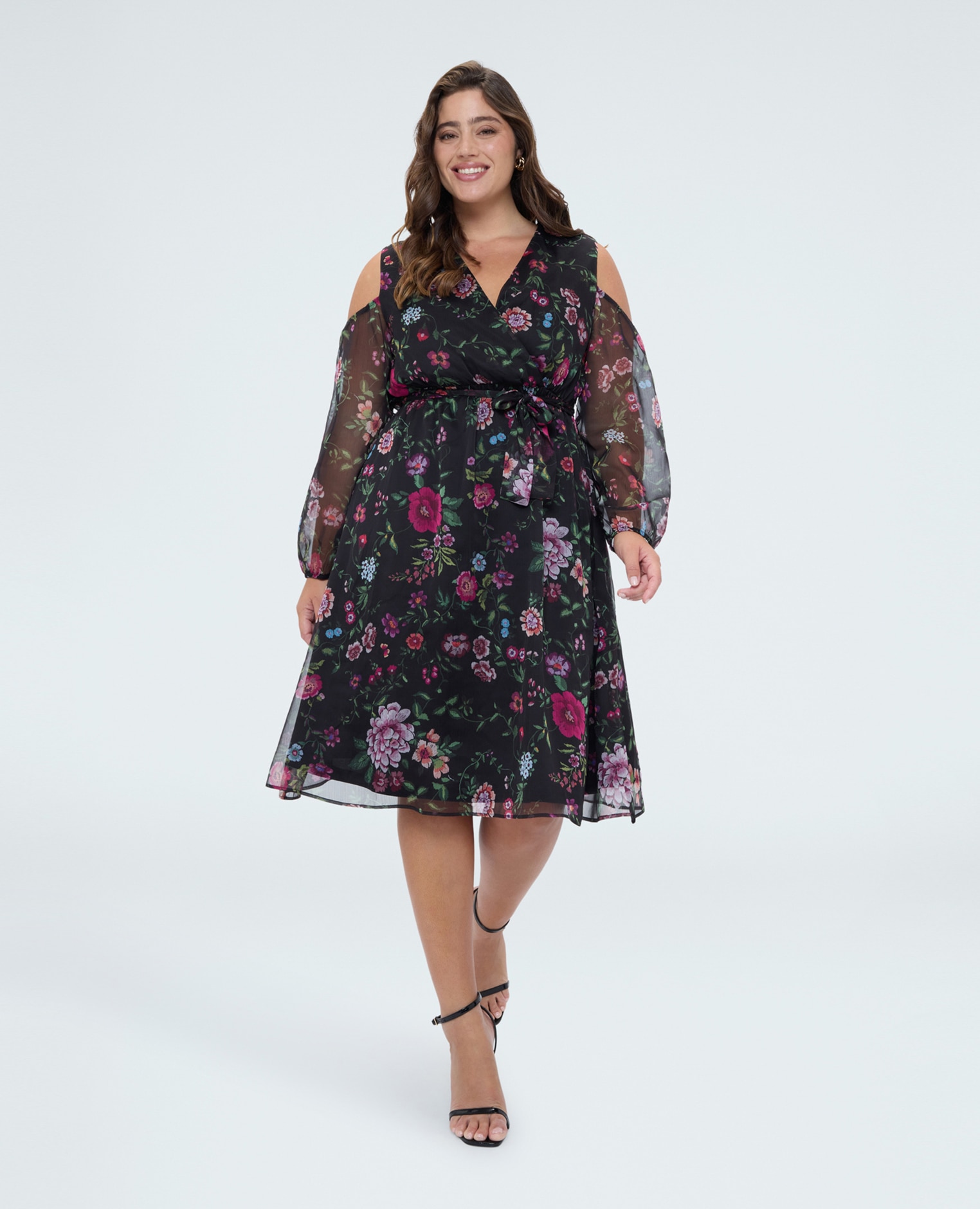 Fiorella Rubino - Vestido dream estampado flores y cut-out escote en v cruzado y cinturón en la cintura para anudar.