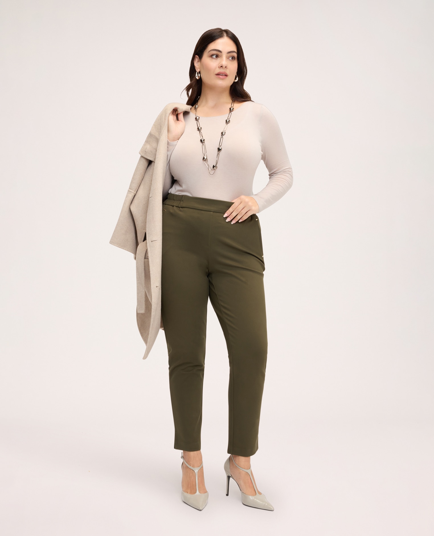 Imagen 1 de Pantalones de mujer joggers en punto milano cintura con banda elástica para la máxima vestibilidad y comodidad - Fiorella Rubino - Verde militar Verde militar