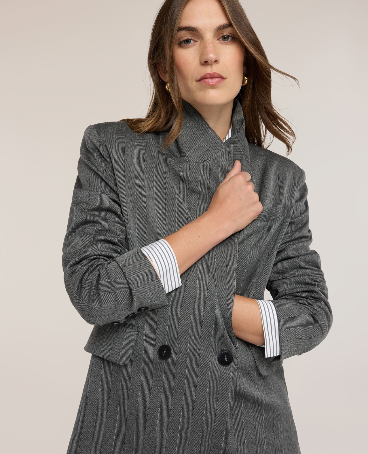 Chaqueta de mujer cruzada en hilo teñido ajuste regular largo medio - Motivi - Gris Gris-4