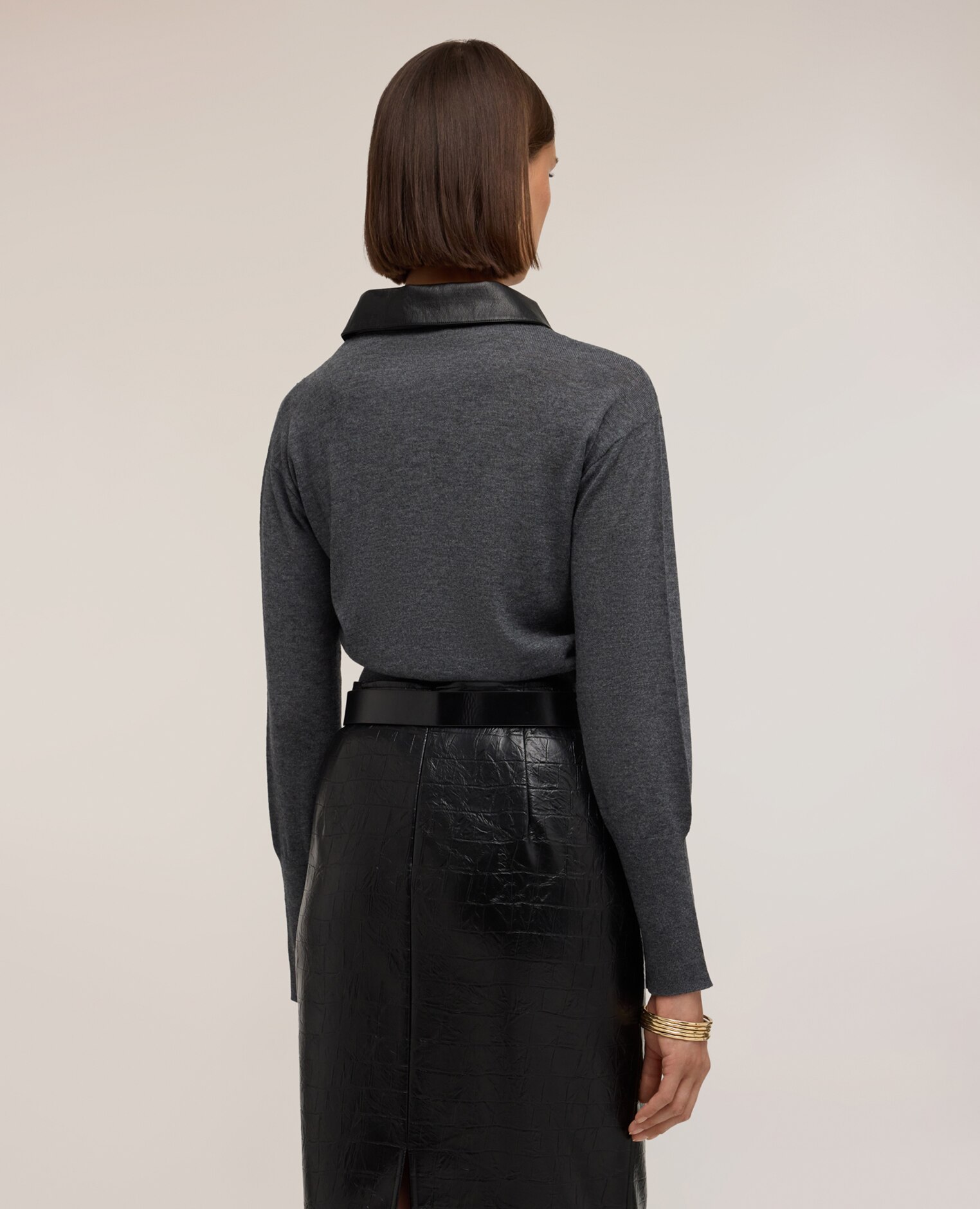 Polo de mujer de punto mezcla de lana con cuello en contraste ajuste entallado cierre con botones a la vista en el delantero - Motivi - Gris Gris-2
