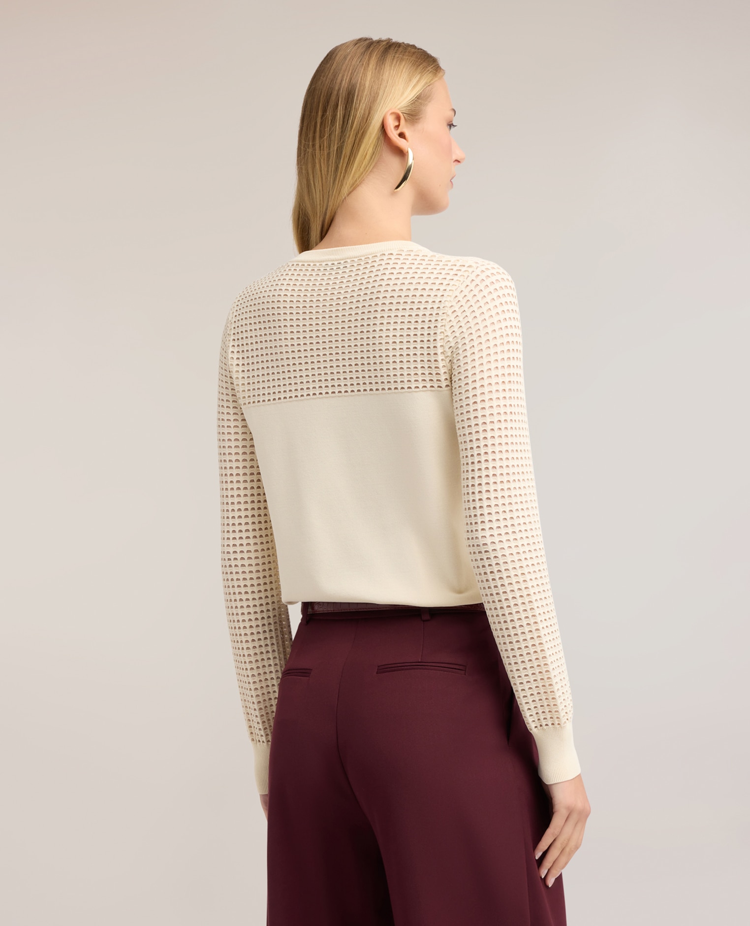Jersey de mujer con detalles calados mezcla de viscosa ajuste regular longitud media - Motivi - Blanco Blanco-2