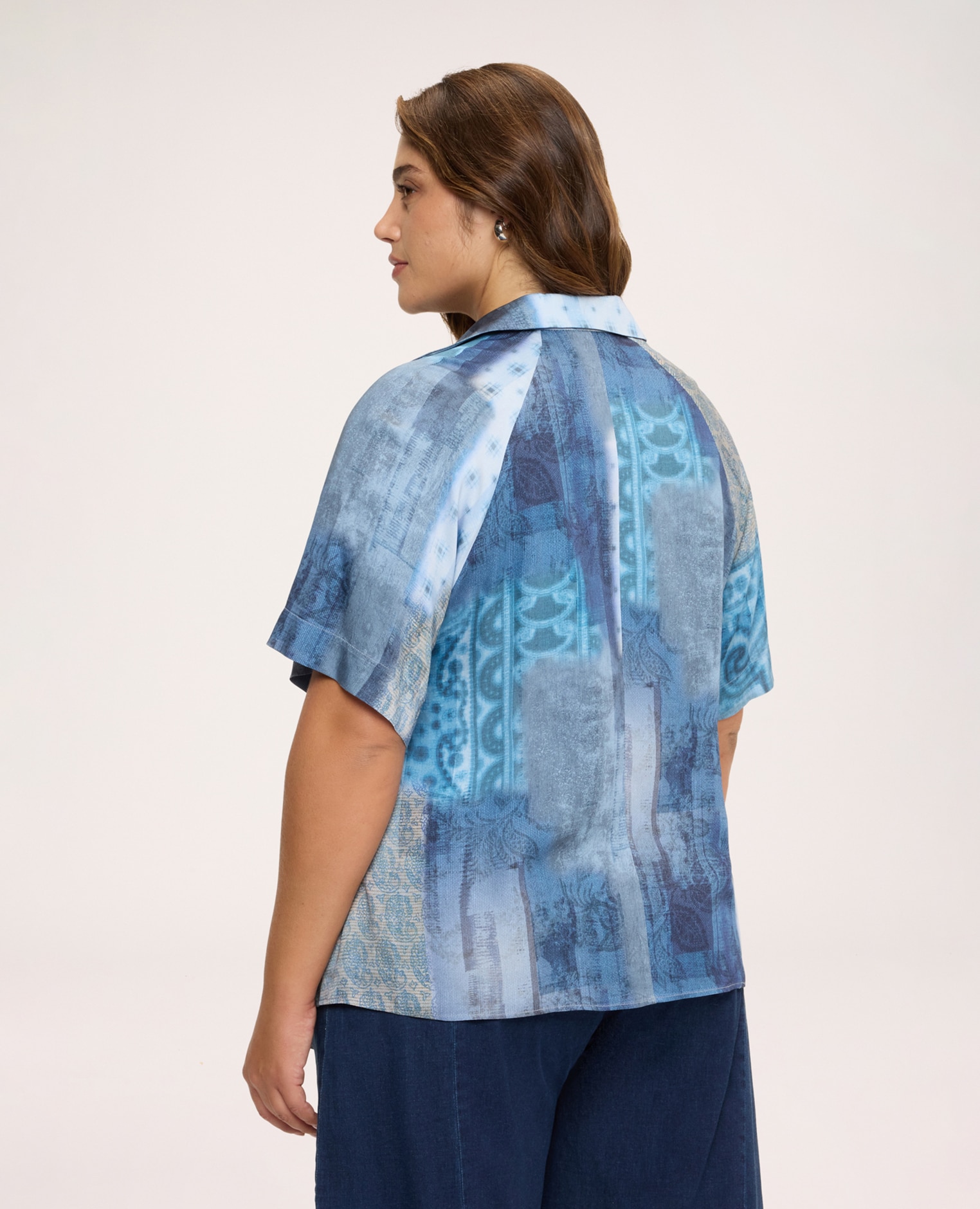 Blusa de mujer con estampado bandana difuminado muselina ligera - Fiorella Rubino - Azul Azul-2