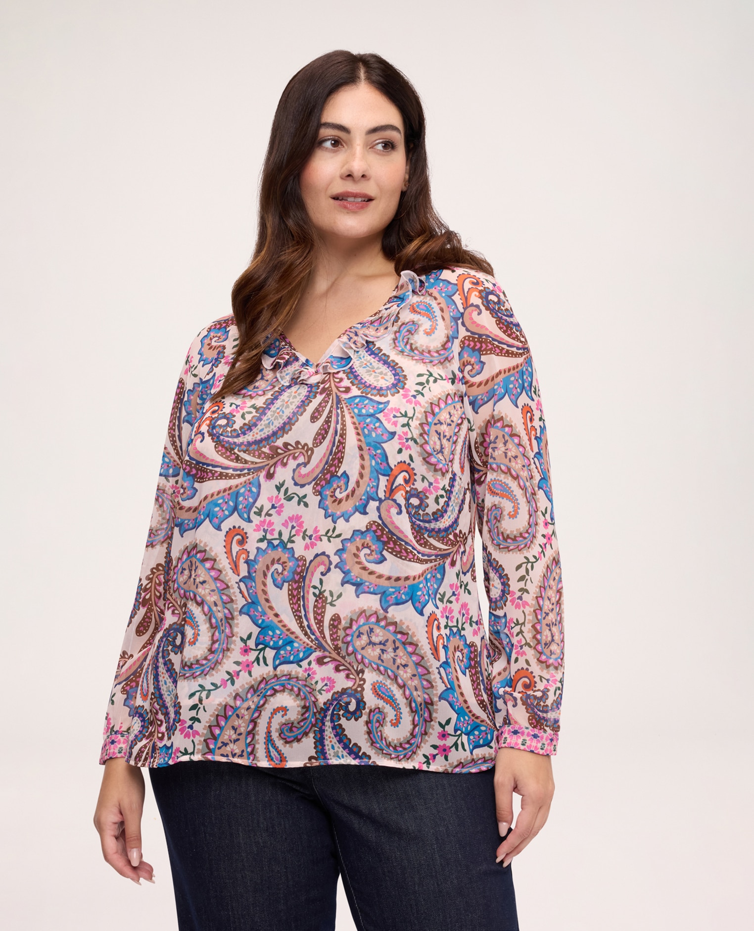Imagen 0 de Blusa de mujer con estampado y volante en georgette tejido ligero para una sensación agradable sobre la piel Beige