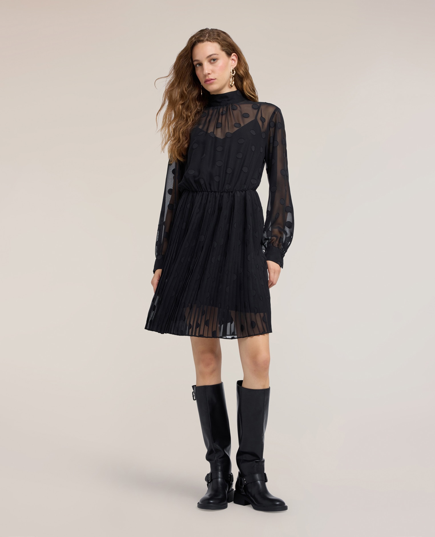 Vestido flare jacquard con estampado de lunares escote con cuello mao y abertura de gota en la espalda - Motivi - Negro Negro-1