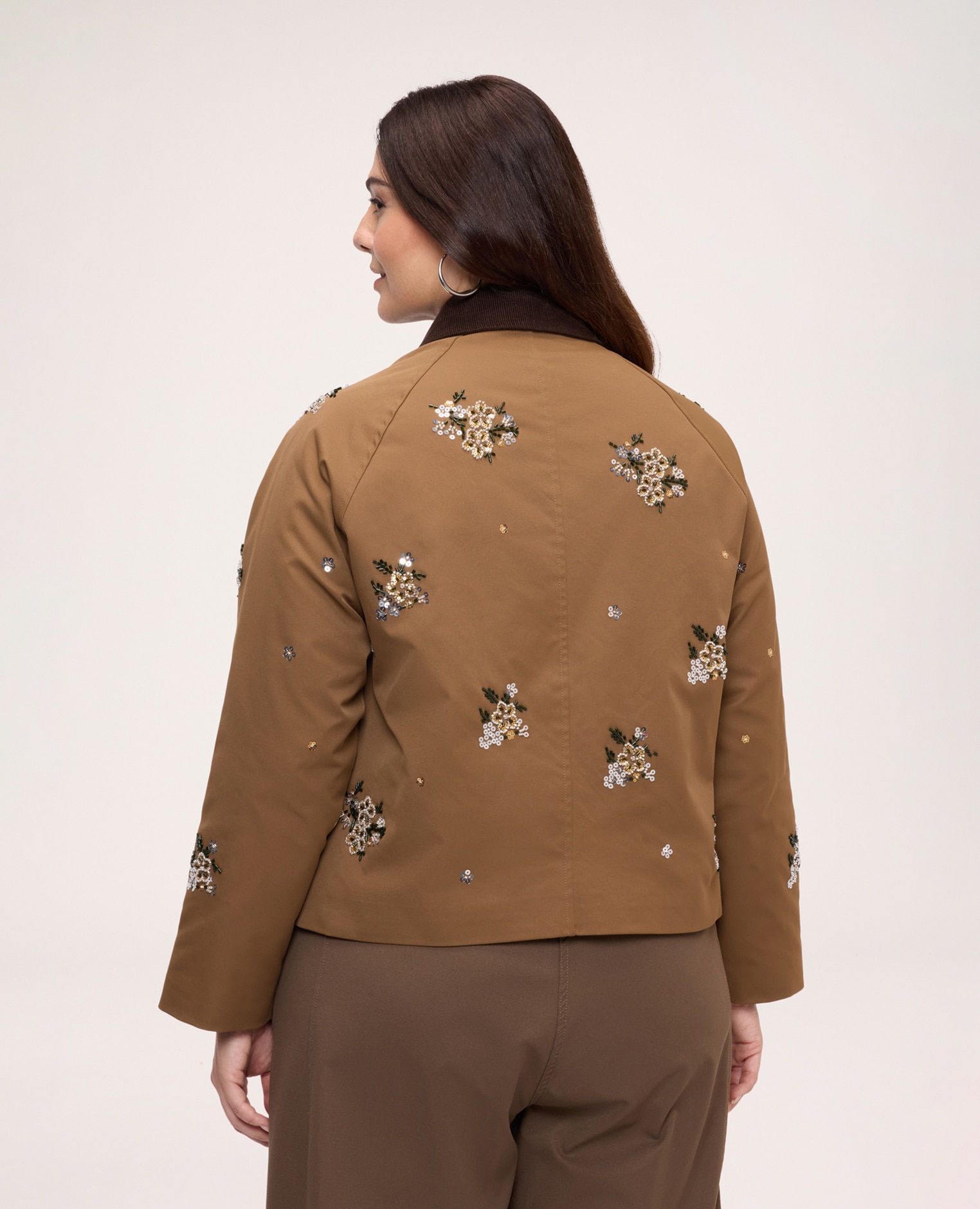 Chaqueta de mujer con bordados florales bordados florales con lentejuelas y cuentas cierre con botones y cremallera - Fiorella Rubino - Marrón Marrón-2