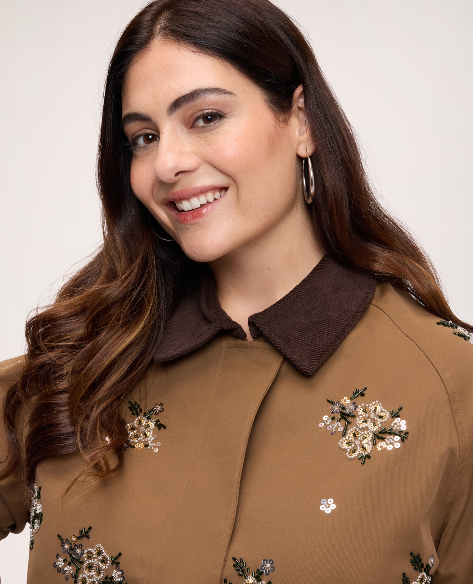 Chaqueta de mujer con bordados florales bordados florales con lentejuelas y cuentas cierre con botones y cremallera - Fiorella Rubino - Marrón Marrón-4
