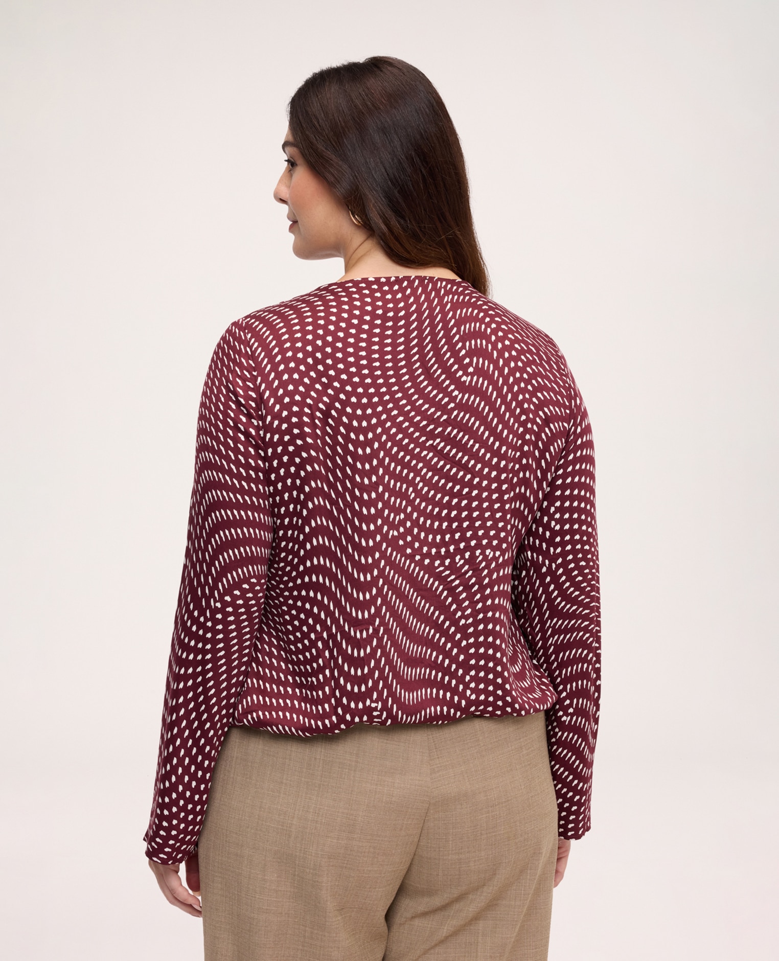 Blusa de mujer con estampado de corazones suave y fresca - Fiorella Rubino - Marrón Marrón-2