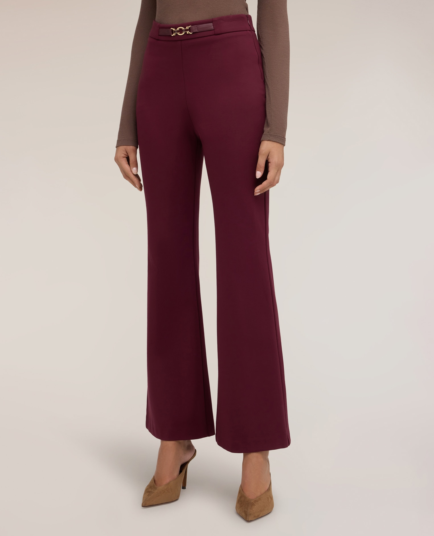Pantalones de mujer flare en punto milano con cinturón ajuste acampanado cierre lateral con cremallera - Motivi - Burdeos Burdeos-3