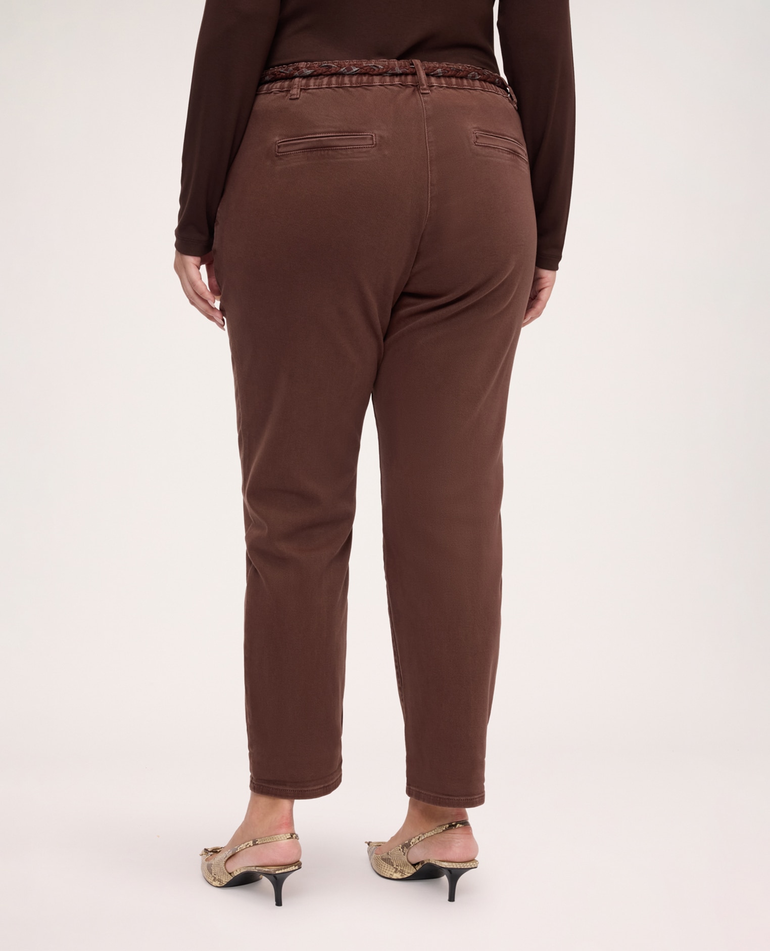 Pantalones de mujer chinos de mezcla de algodón con cinturón ajuste para el máximo confort - Fiorella Rubino - Marrón Marrón-2