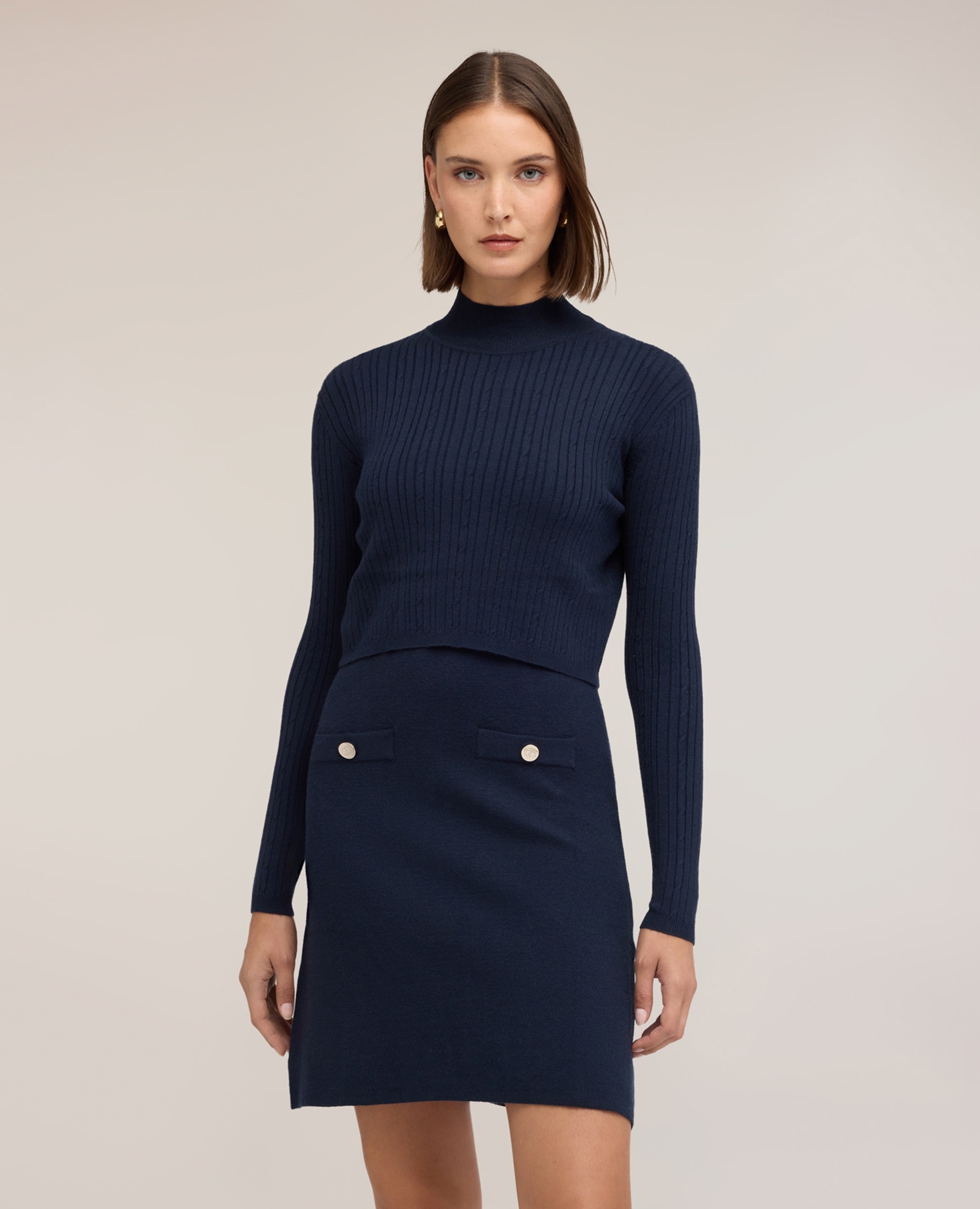 Imagen 0 de Conjunto de mujer de punto de mezcla de viscosa vestido con top superpuesto de efecto layering Azul