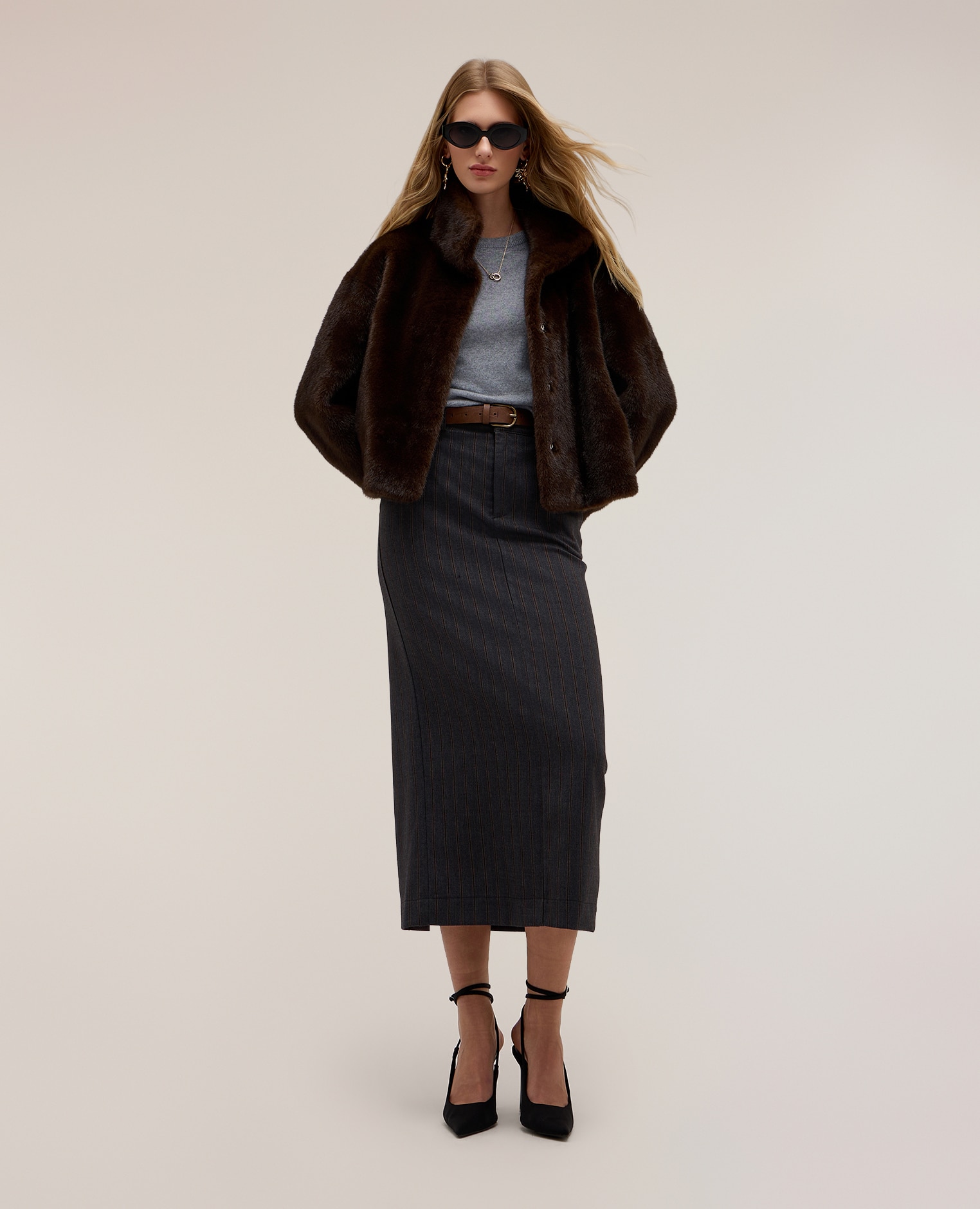 Imagen 3 de Chaqueta de mujer de invierno con cuello alto corte regular cierre con botones de presión ocultos - Motivi - Marrón Marrón