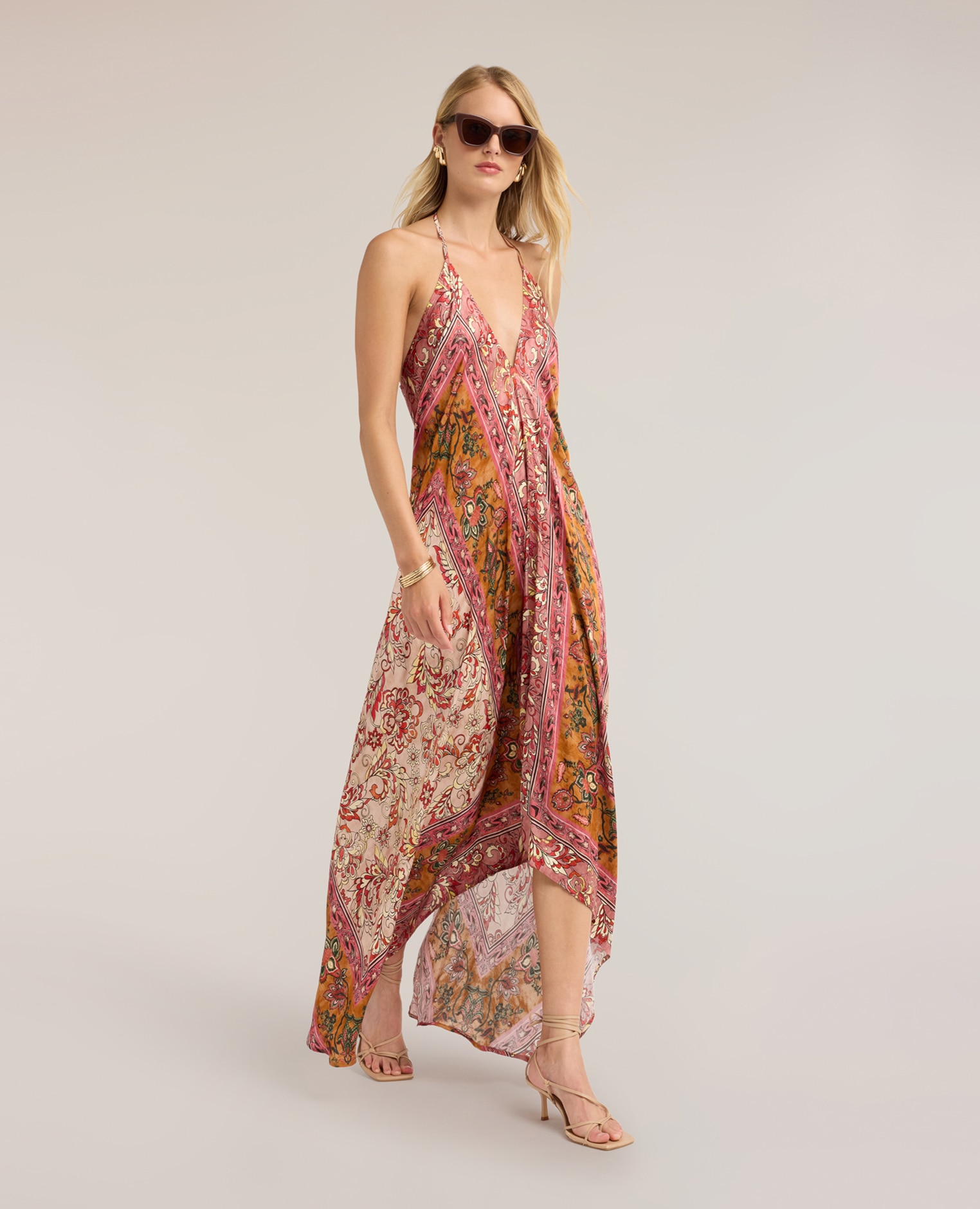 Vestido largo de satén con estampado longitud maxi con falda amplia y bajo asimétrico tipo pañuelo cinturón en la cintura con cordón a juego - Motivi - Rosa Rosa-3