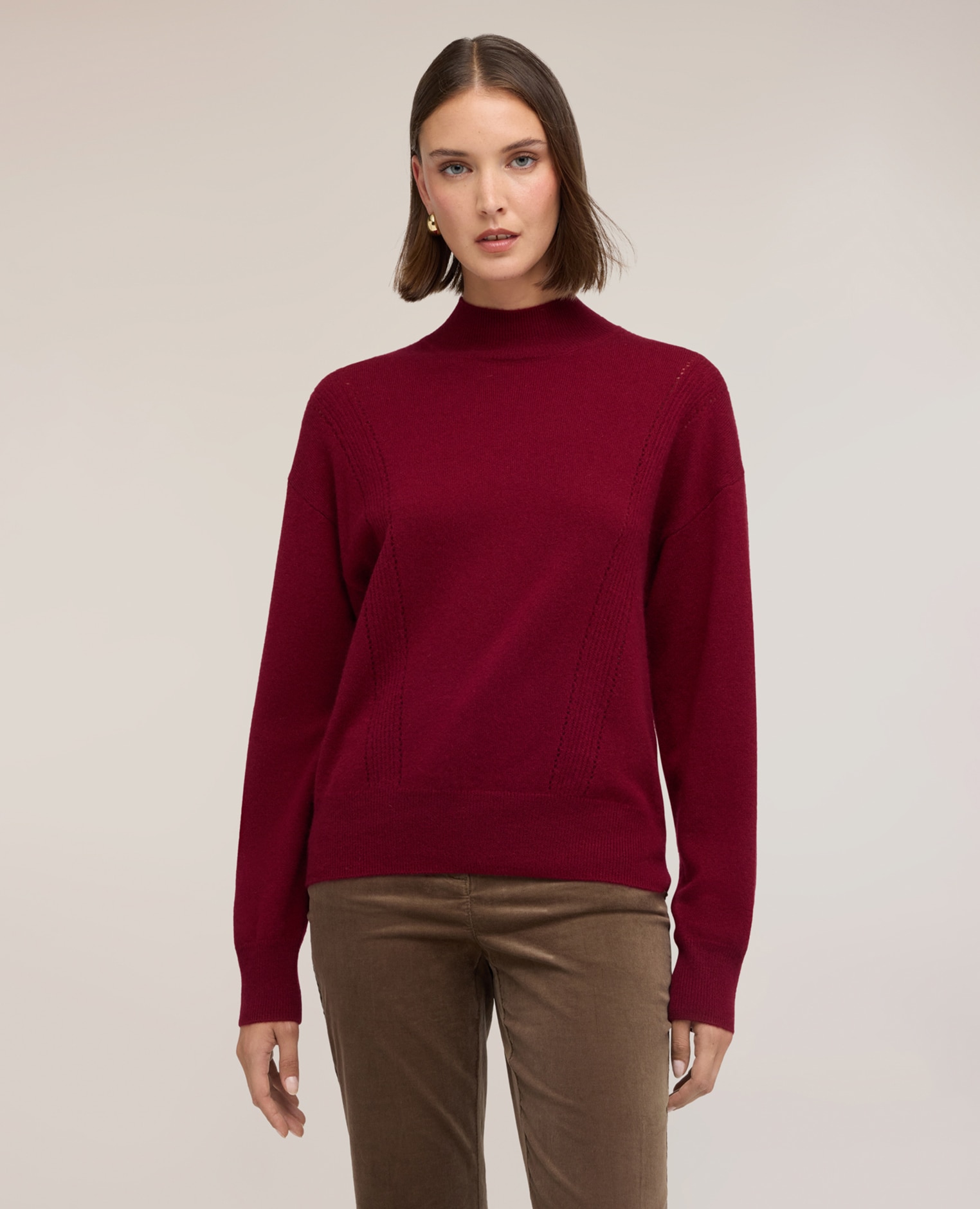 Jersey cuello de mujer alto de cachemira con detalle calado ajuste regular cuello alto - Motivi - Burdeos Burdeos-1