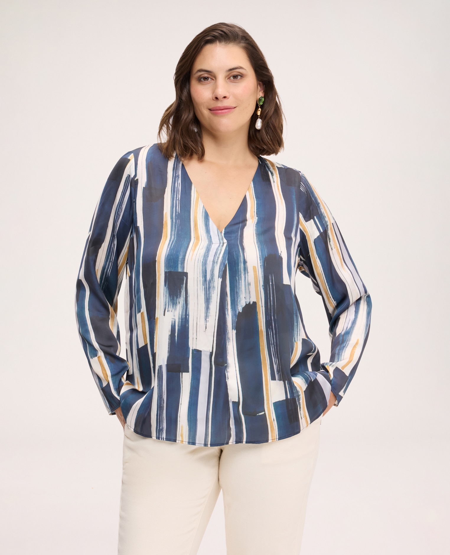 Blusa de mujer de satén con estampado estampado abstracto de pinceladas verticales - Fiorella Rubino - Azul Azul-1