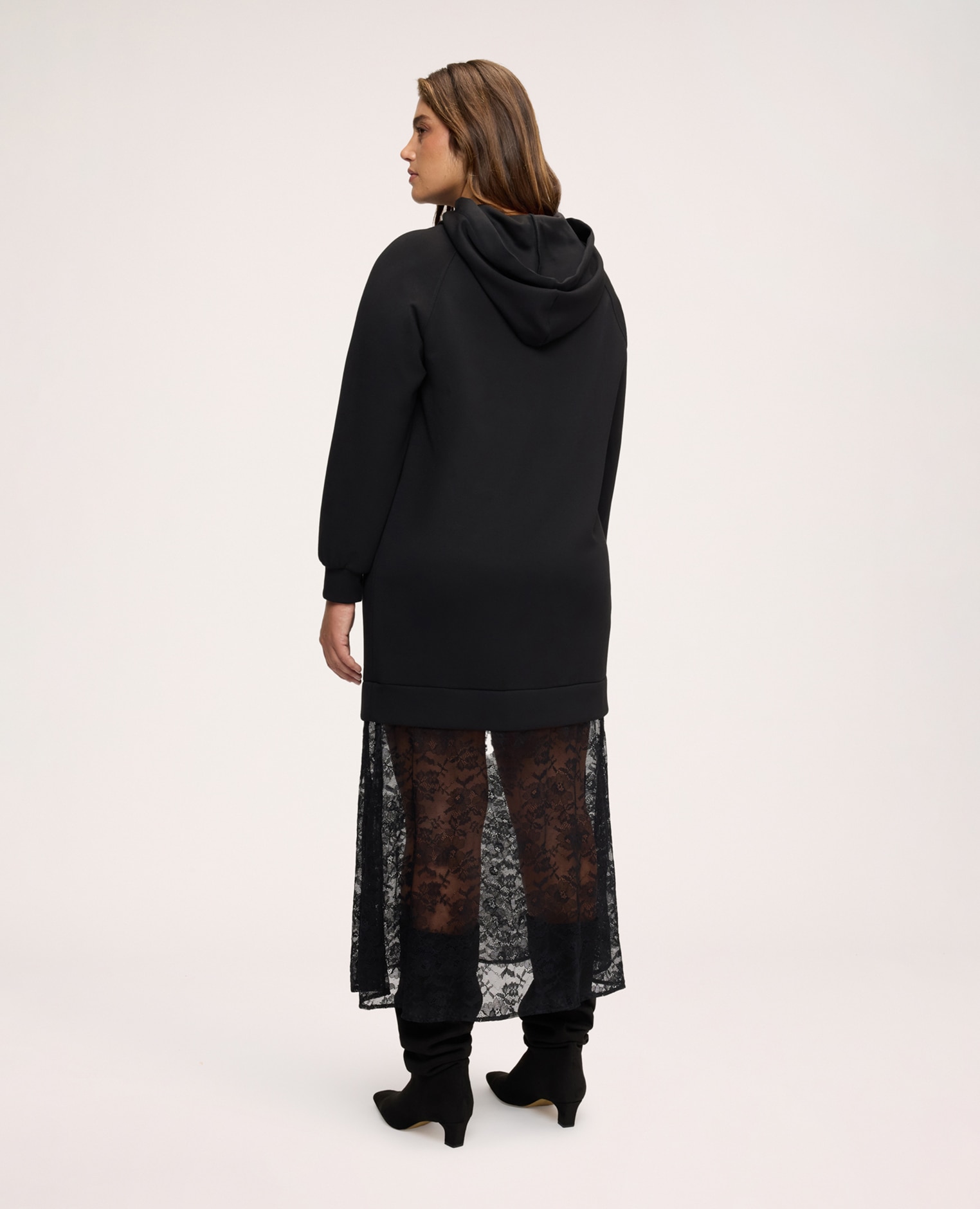 Vestido en felpa con falda de encaje mangas largas raglán y cuello maxi - Fiorella Rubino - Negro Negro-2