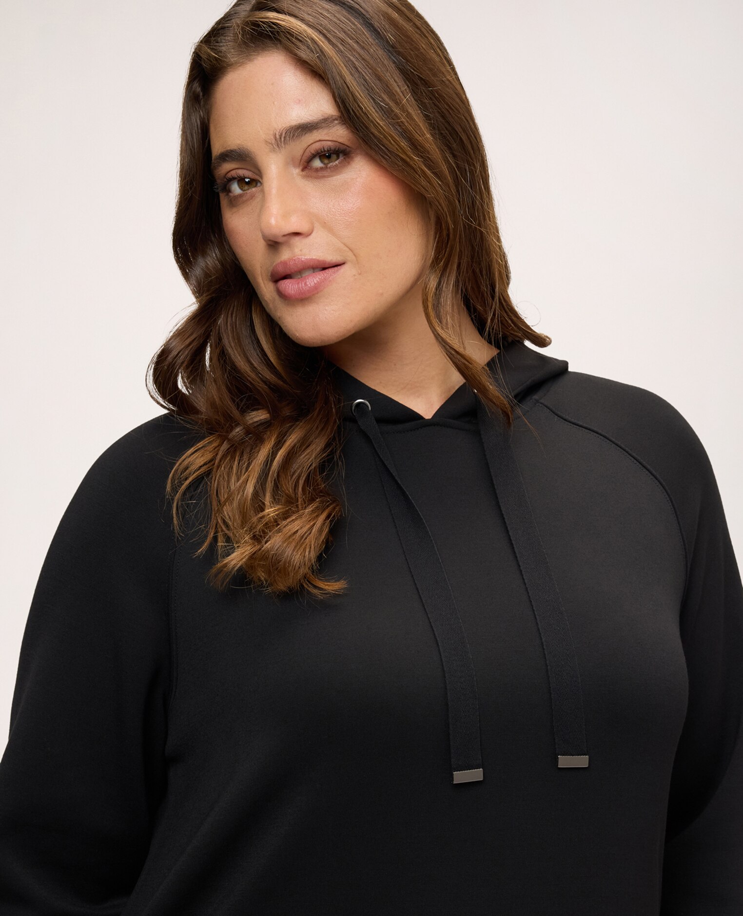Vestido en felpa con falda de encaje mangas largas raglán y cuello maxi - Fiorella Rubino - Negro Negro-4