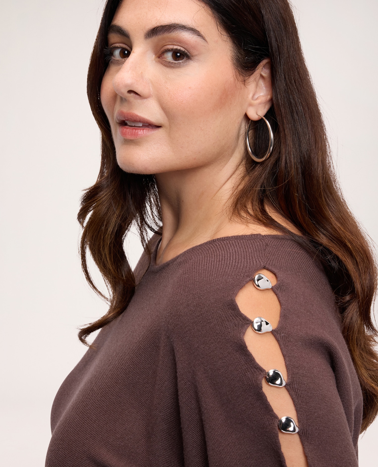 Jersey de mujer de cuello barco de mezcla de viscosa mangas largas caídas - Fiorella Rubino - Marrón Marrón-4