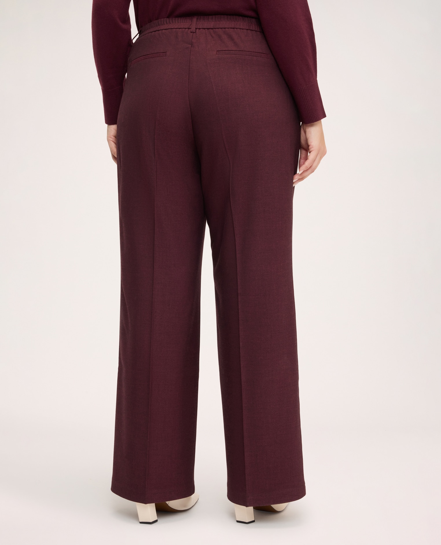 Imagen 2 de Pantalones de mujer wide leg con pinza marcada ajuste y diseño para el máximo confort - Fiorella Rubino - Burdeos Burdeos