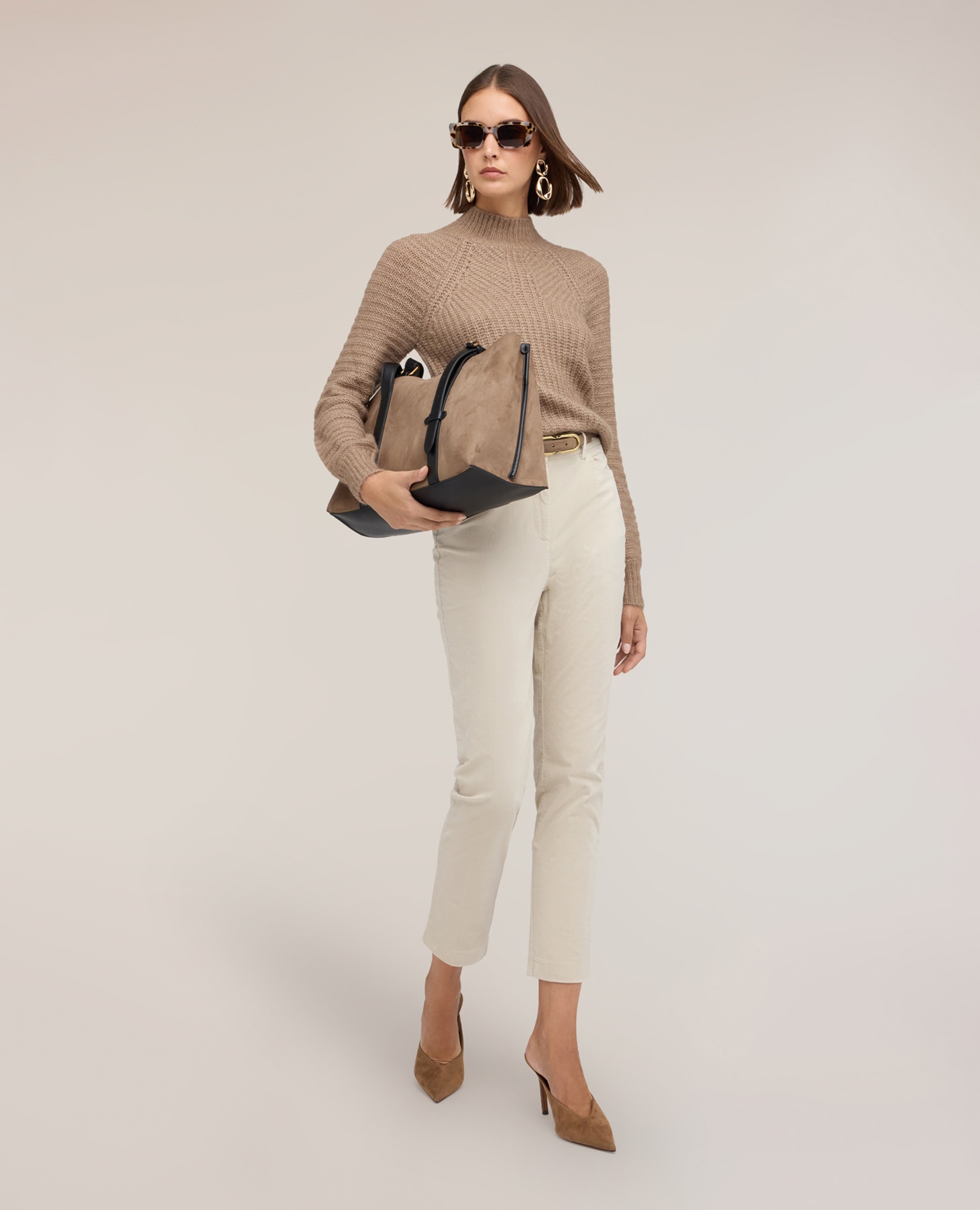 Pantalones de mujer slim fit de pana ajuste regular cierre frontal con botón y cremallera - Motivi - Blanco Blanco-1