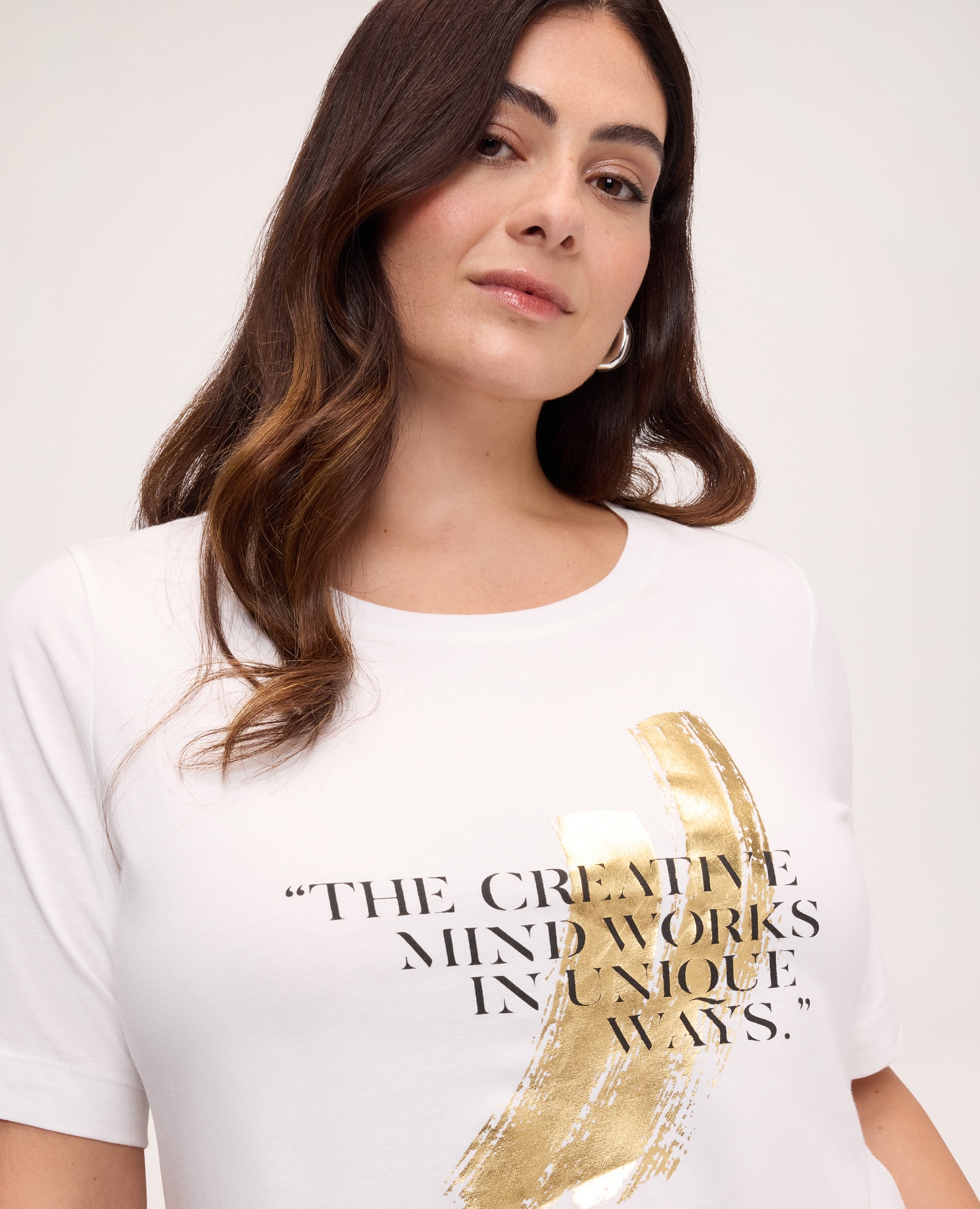 Camiseta de mujer de algodón con letras y estampado estampado lettering - Fiorella Rubino - Blanco Blanco-4